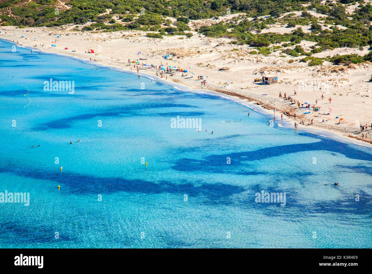 Corse, la Francia, l'acqua pulita dalla spiaggia di Ostriconi, Balagne Foto Stock