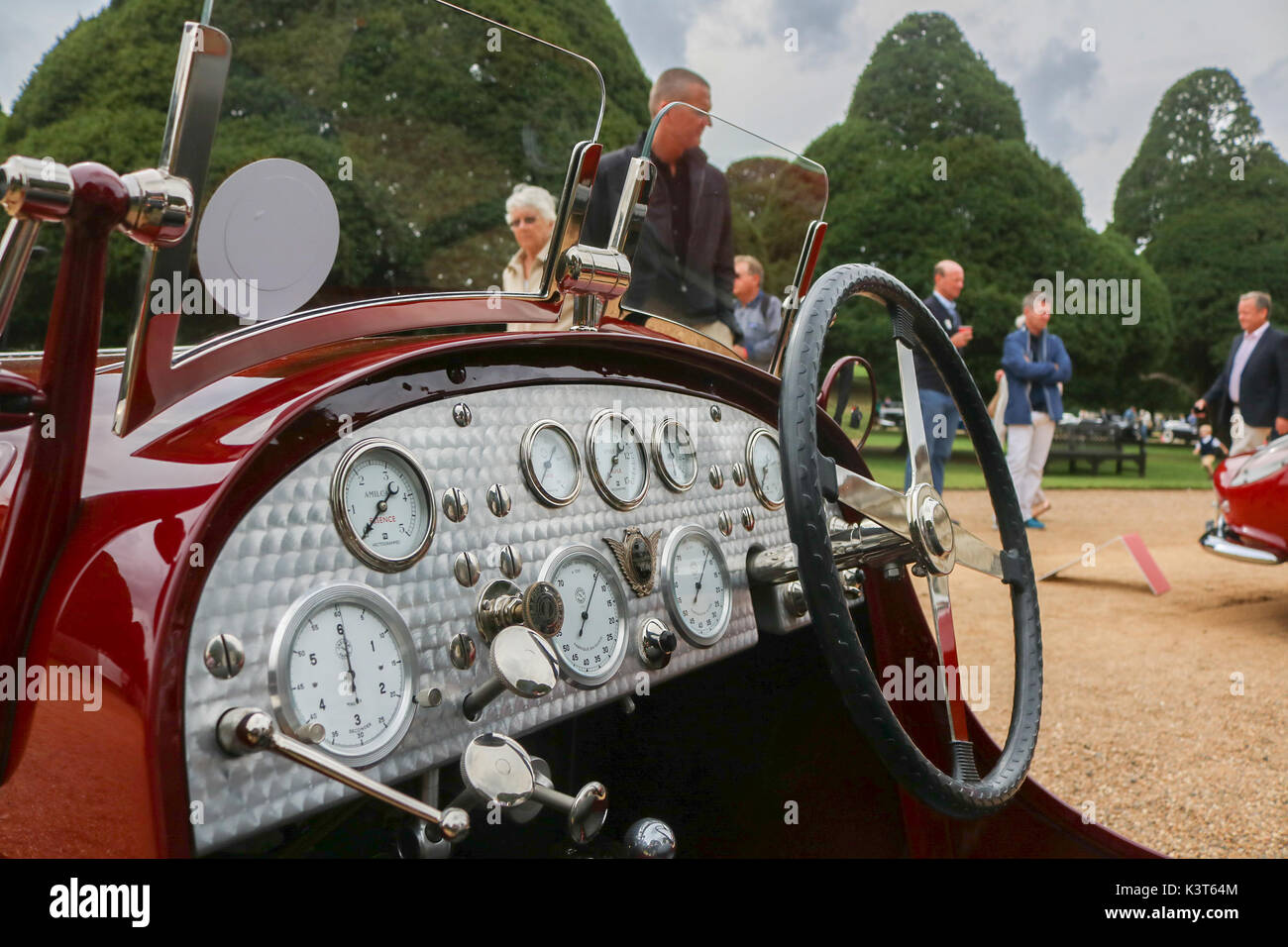 Londra Regno Unito. Il 3 settembre 2017. una collezione 60 dei rarissimi classic autovetture provenienti da tutto il mondo sul display al Concours de eleganza a Hampton Court Palace. Credito: amer ghazzal/alamy live news Foto Stock