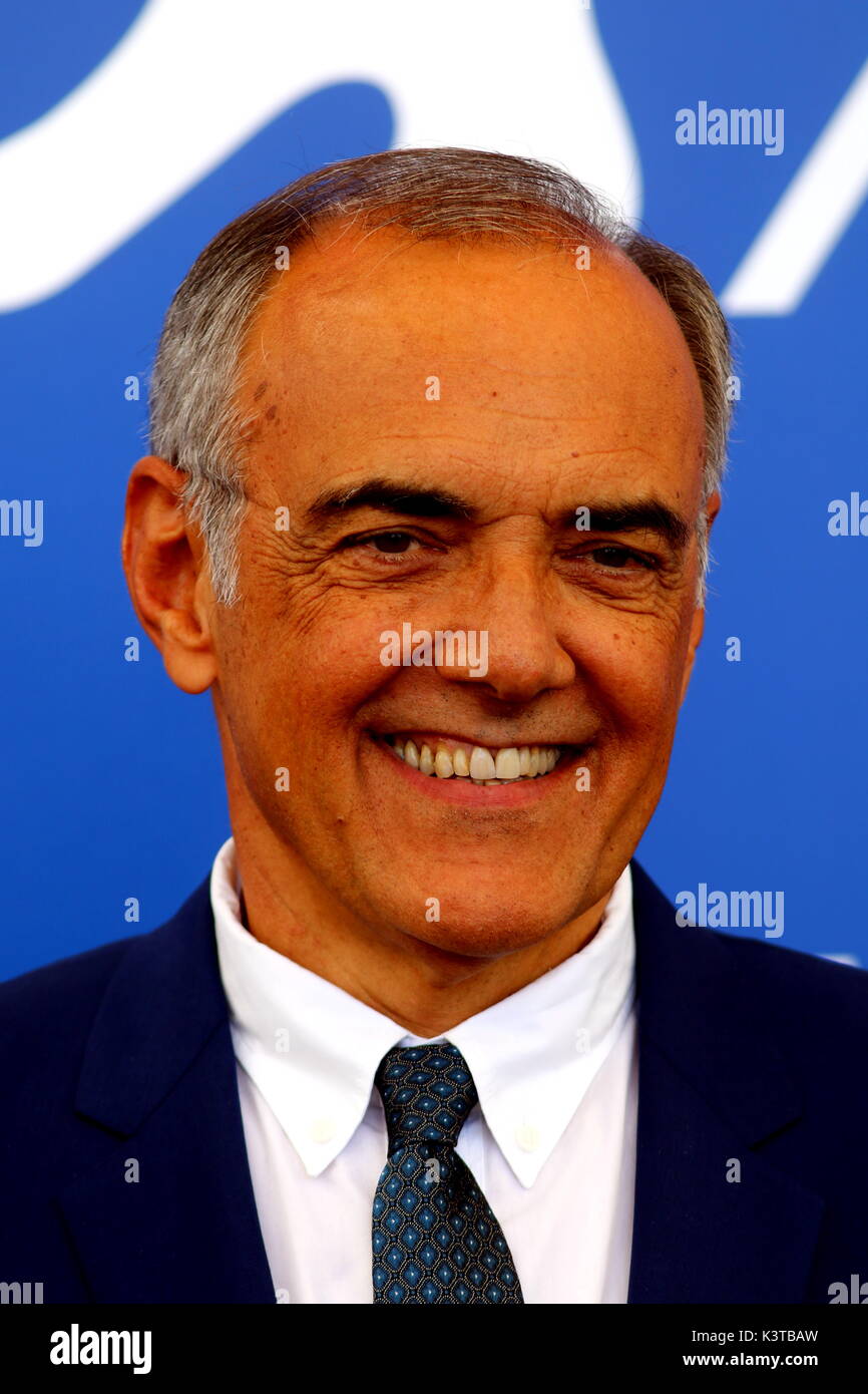 Venezia, Italia. 3 Sep, 2017. Direttore del Festival di Venezia Alberto Barbera assiste il photocall durante la 74a Venezia Festival Internazionale del Cinema al Lido di Venezia il 3 settembre, 2017. Credito: Andrea Spinelli/Alamy Live News Foto Stock