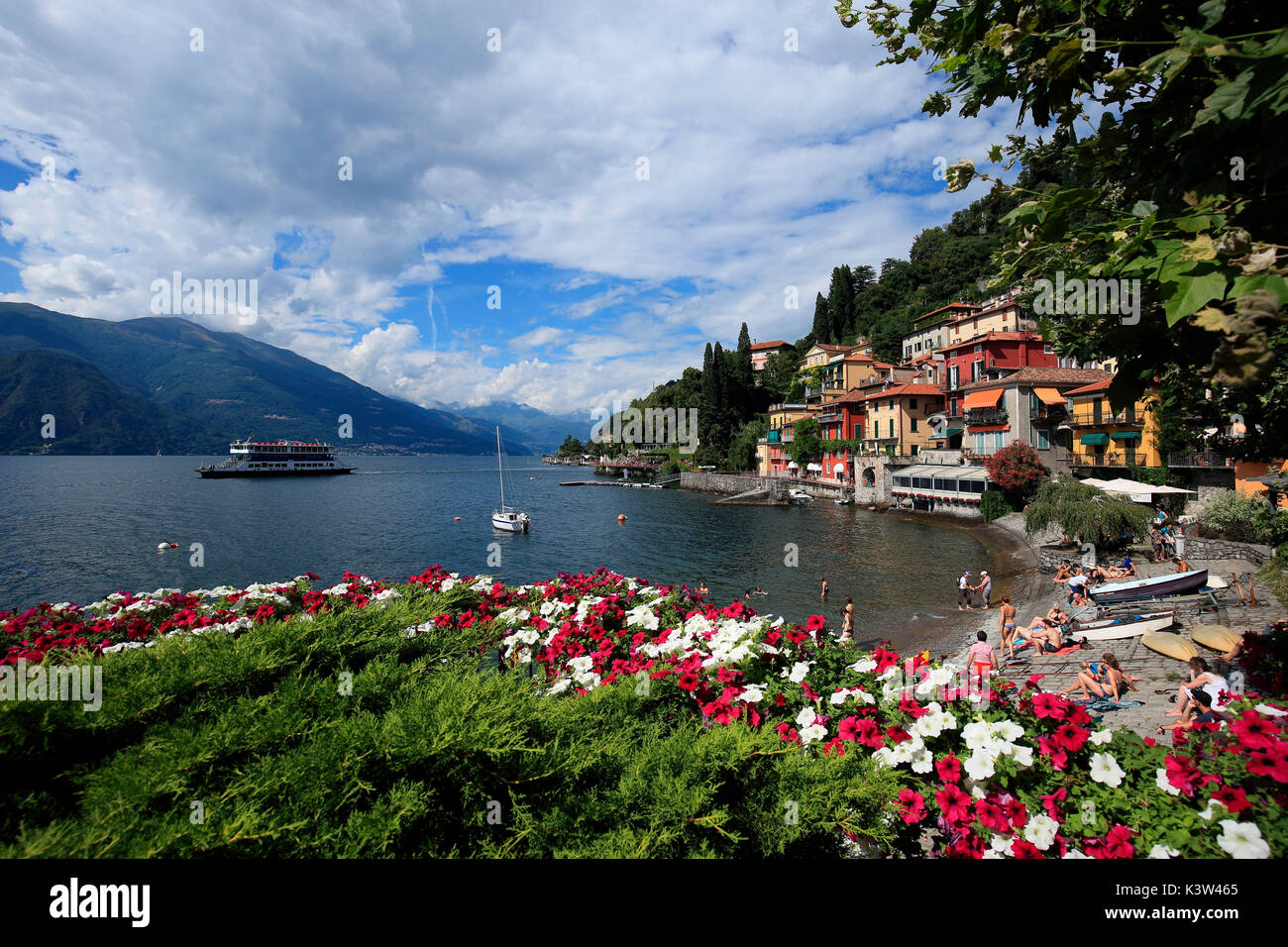 Dolce vita sul lago, Varenna, Lecco, Lombardia Foto Stock