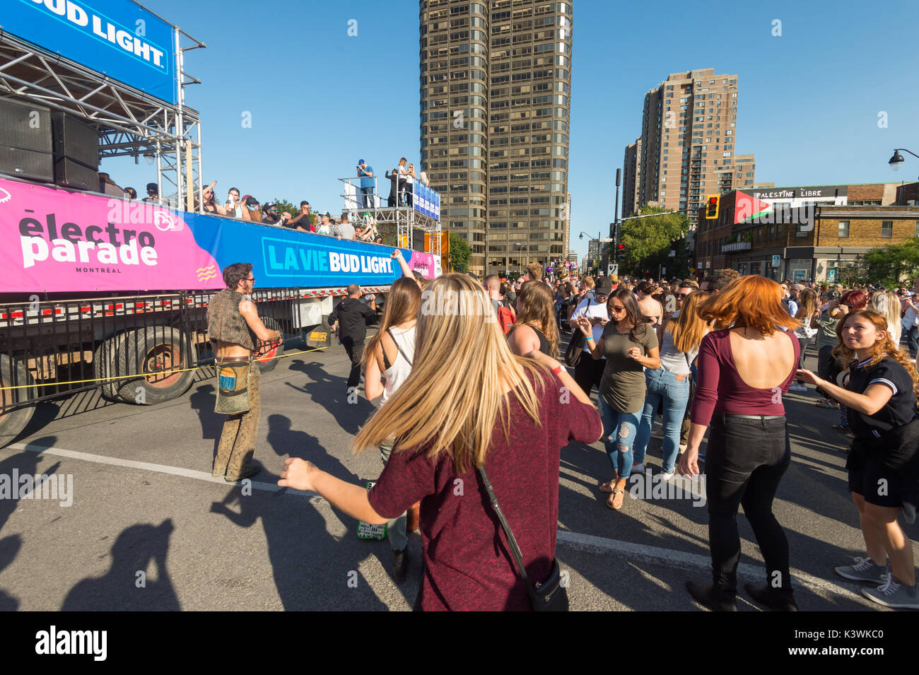 Montreal, Canada - 2 Settembre 2017: Techno ventilatori durante l'elettro Parade. Foto Stock