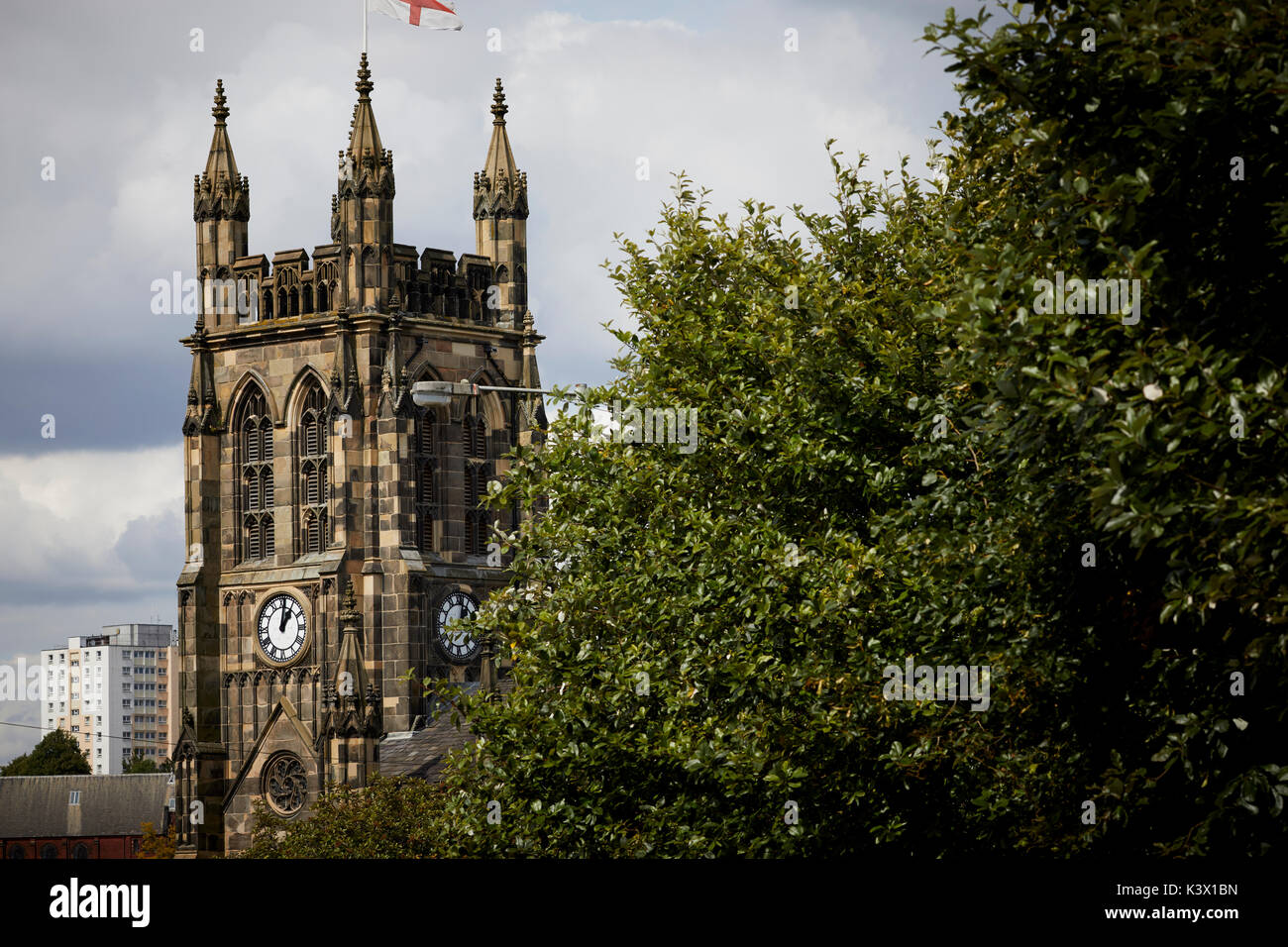 Landmark Stockport Centro Città Cheshire in gtr manchester chiesa di Santa Maria è la più antica chiesa parrocchiale nella storica area di mercato Foto Stock