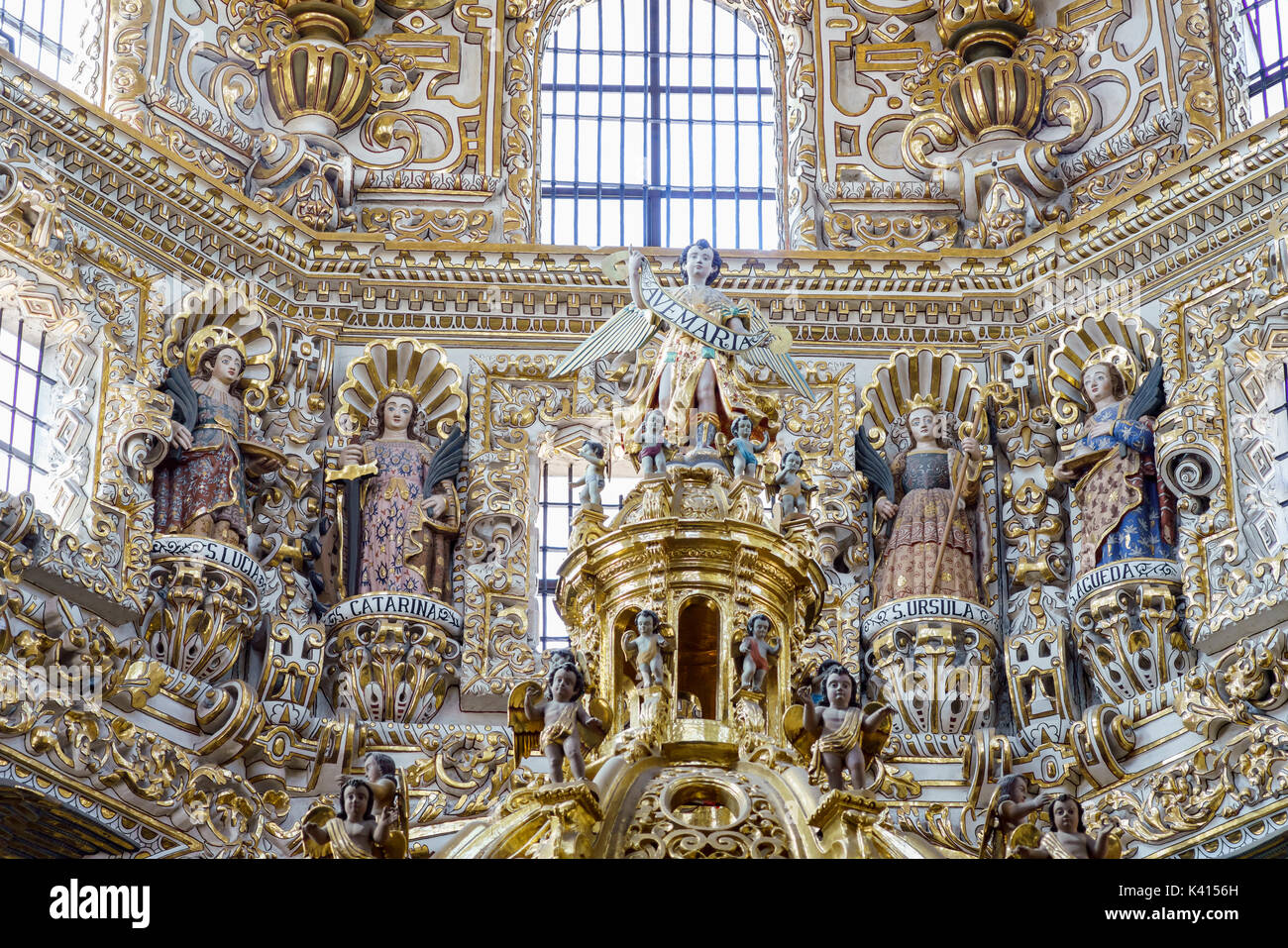 Puebla, Feb 18: vista interna della Chiesa di Santo Domingo su FEB 18, 2017 a Puebla, Messico Foto Stock