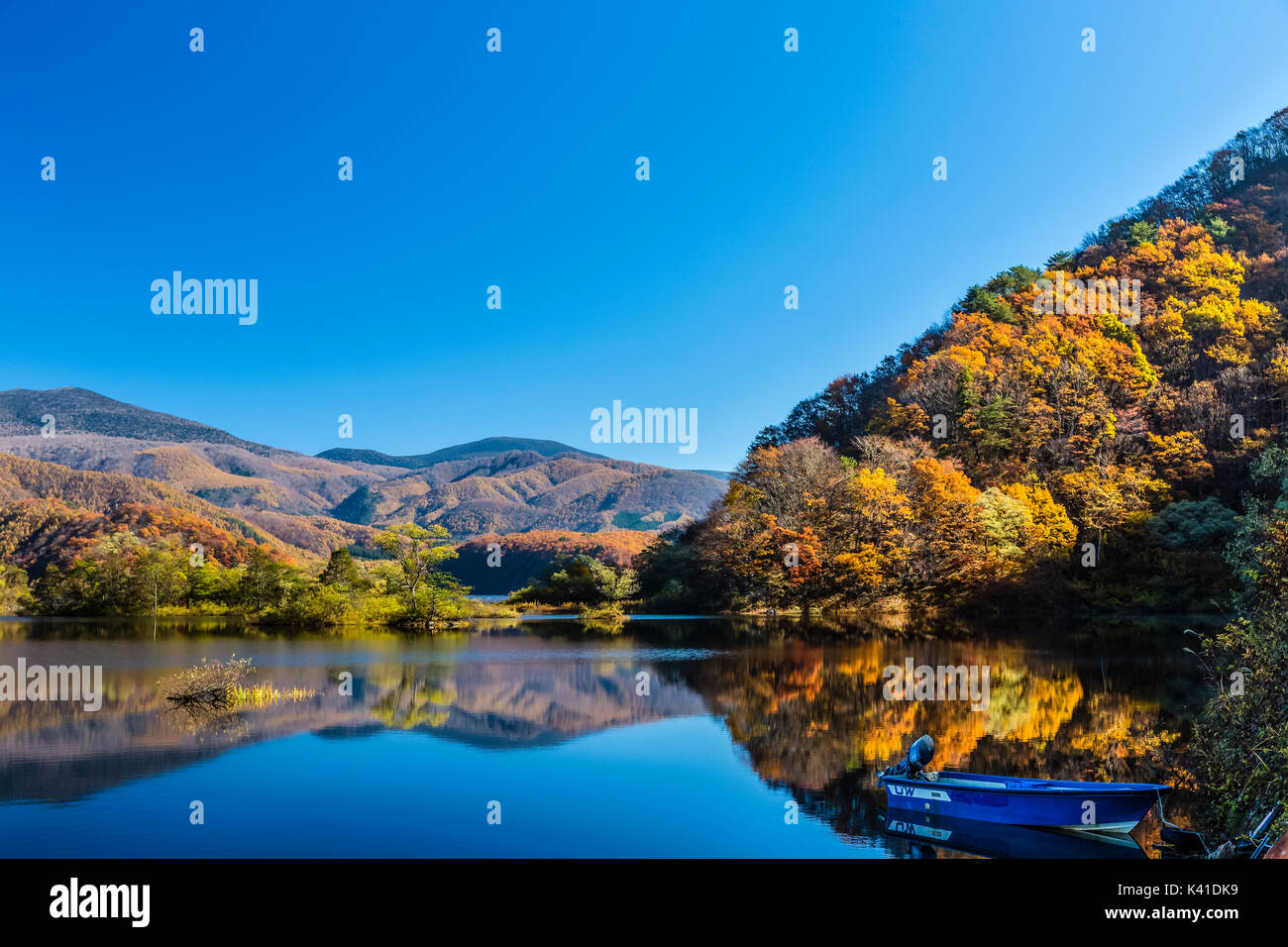 Akimoto Lago in autunno, Giappone Foto Stock Akimoto Lago in autunno, Giappone Foto Stock