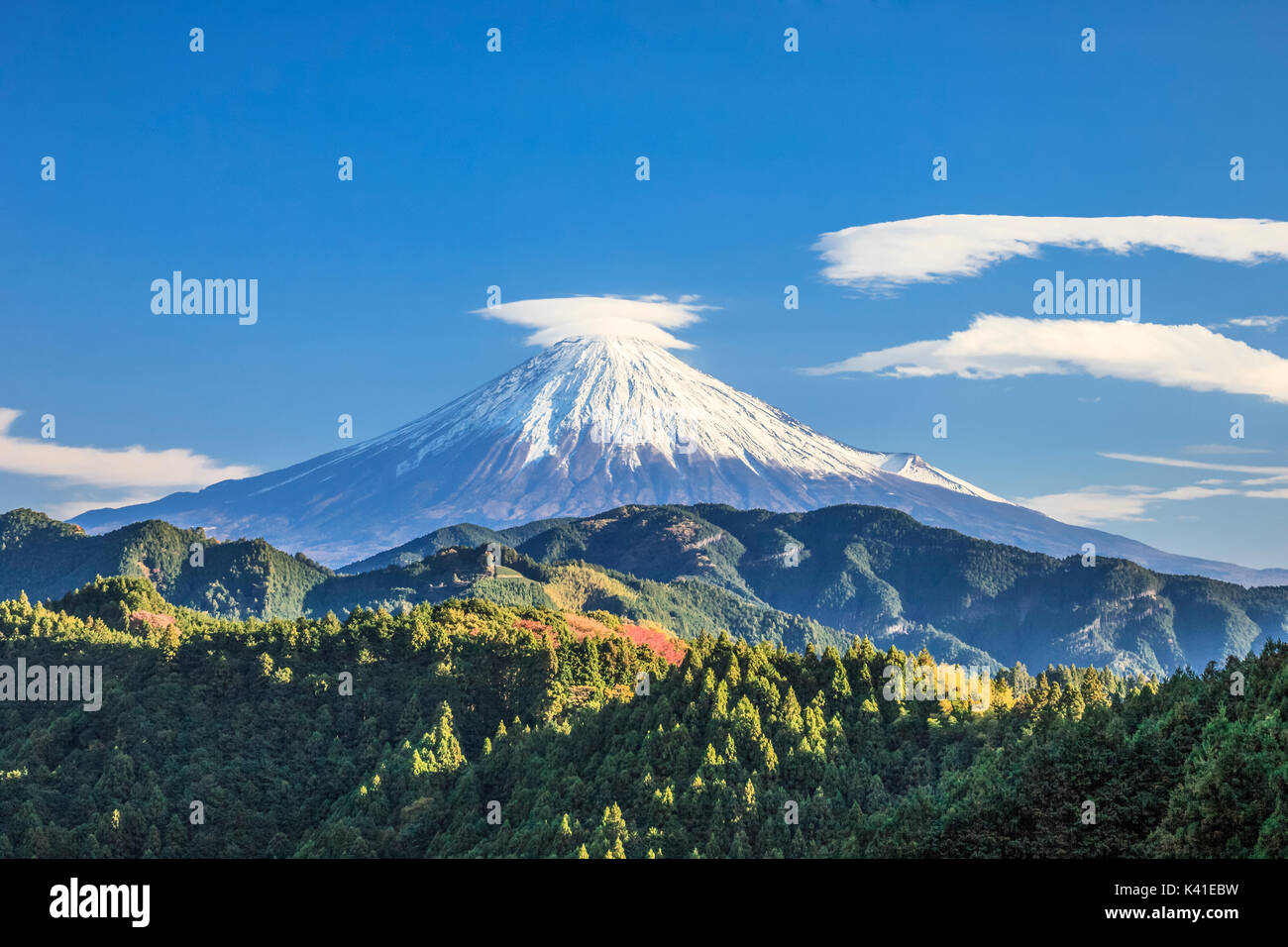 Mt. Fuji e cielo blu chiaro in Giappone Foto Stock