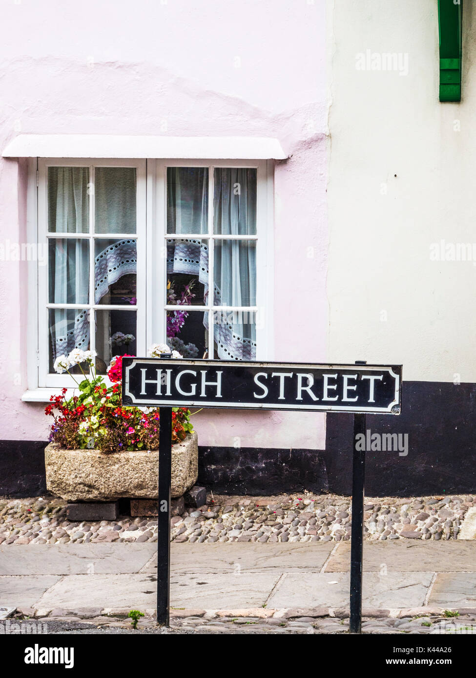 Generico tipico British High Street il nome della strada. Foto Stock