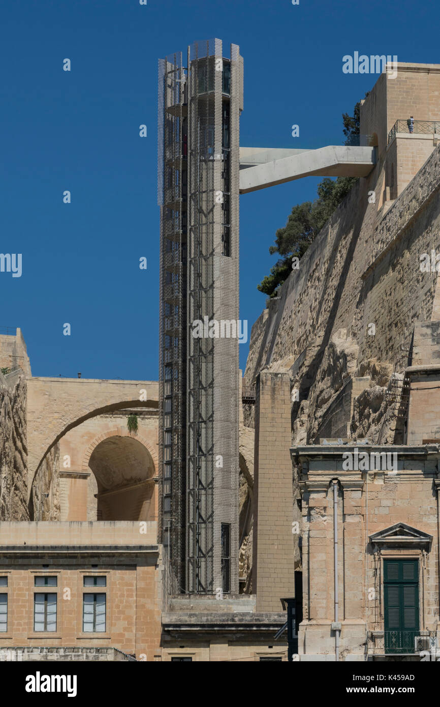 Vista del sollevamento Barrakka, nel litorale di La Valletta, Malta Foto Stock