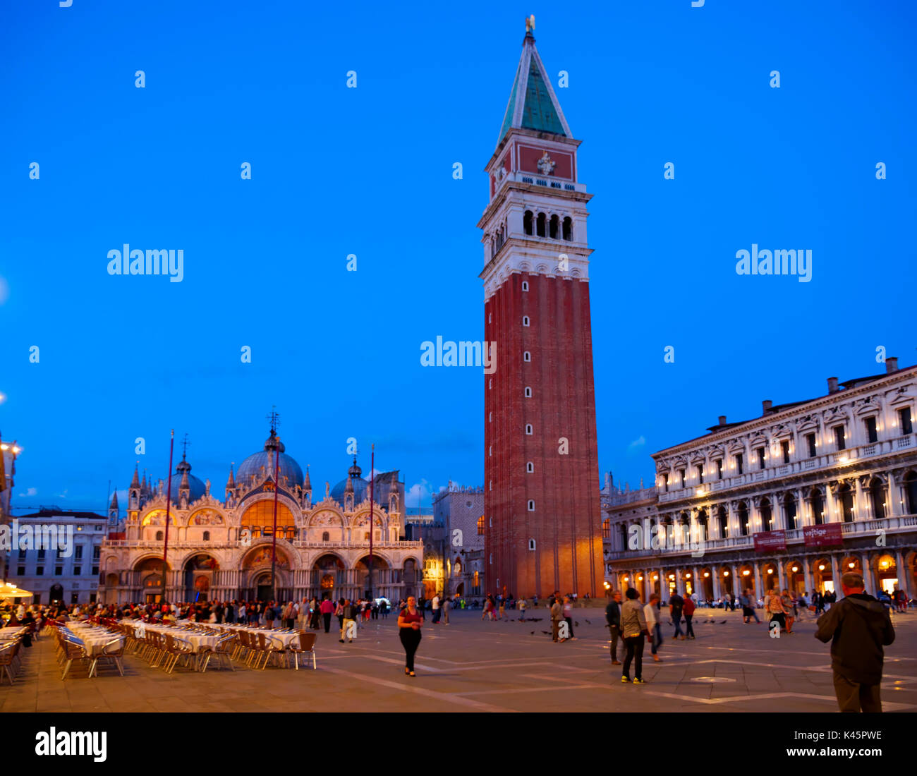 Piazza San Marco di notte, Venezia, Italia Foto Stock