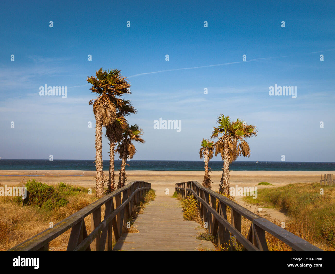 Spiaggia Los Lances, Tarifa, Andalusia, Spagna, Europa. Tarifa è la città più meridionale d'Europa, una famosa destinazione turistica Foto Stock
