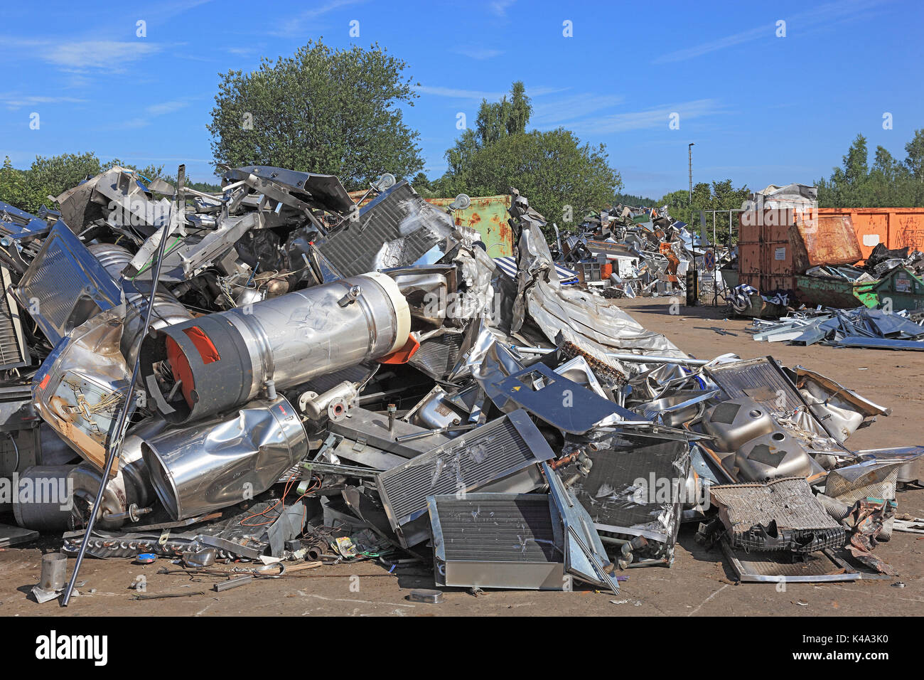 Cantiere di rottami, rifiuti di metallo azioni in una società di riciclaggio, Schrottplatz, Metallabfaelle Lager in einem Recyclingbetrieb Foto Stock