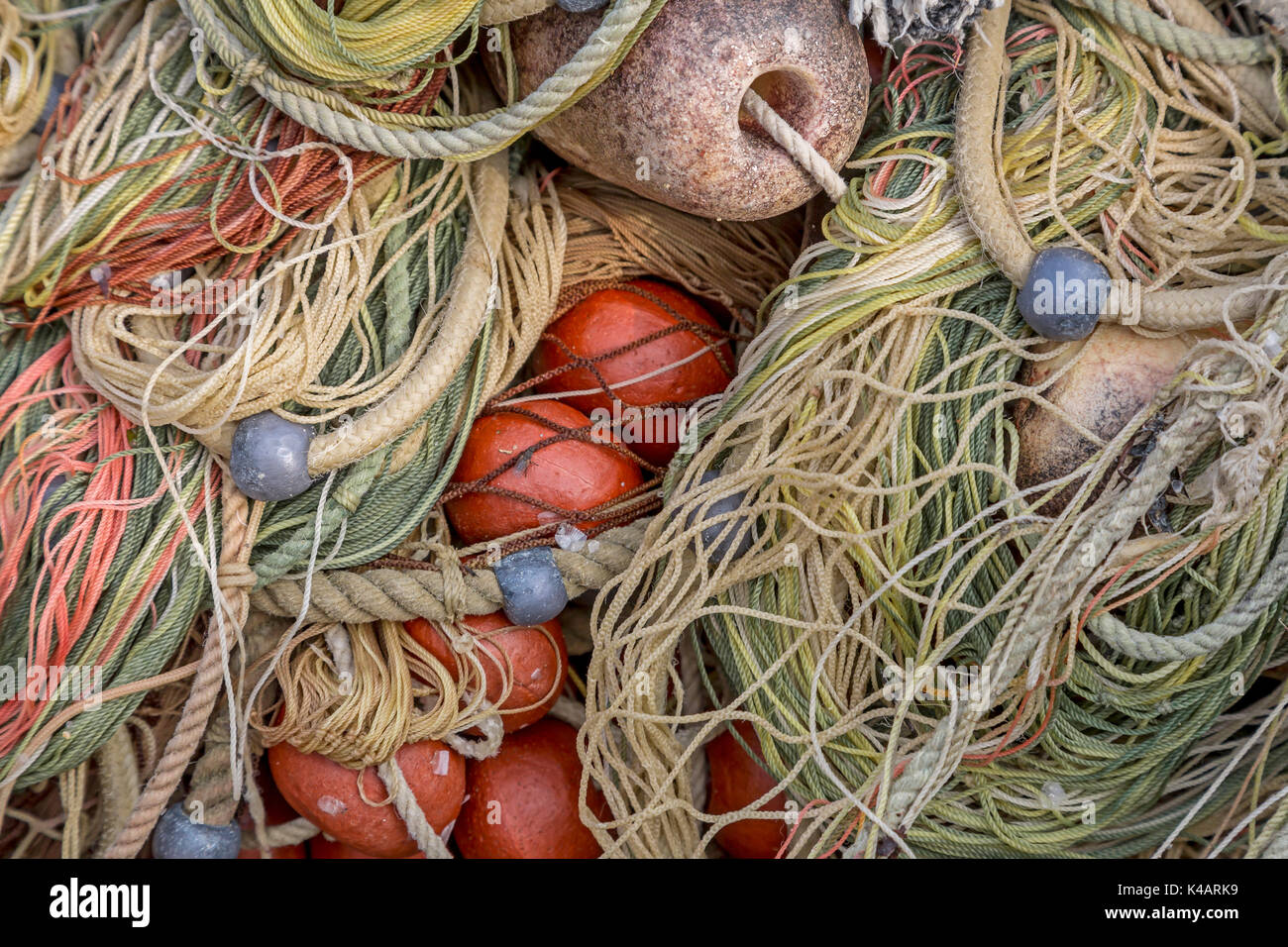 Rete da pesca nel porto di un ligure villaggio di pesca Foto Stock