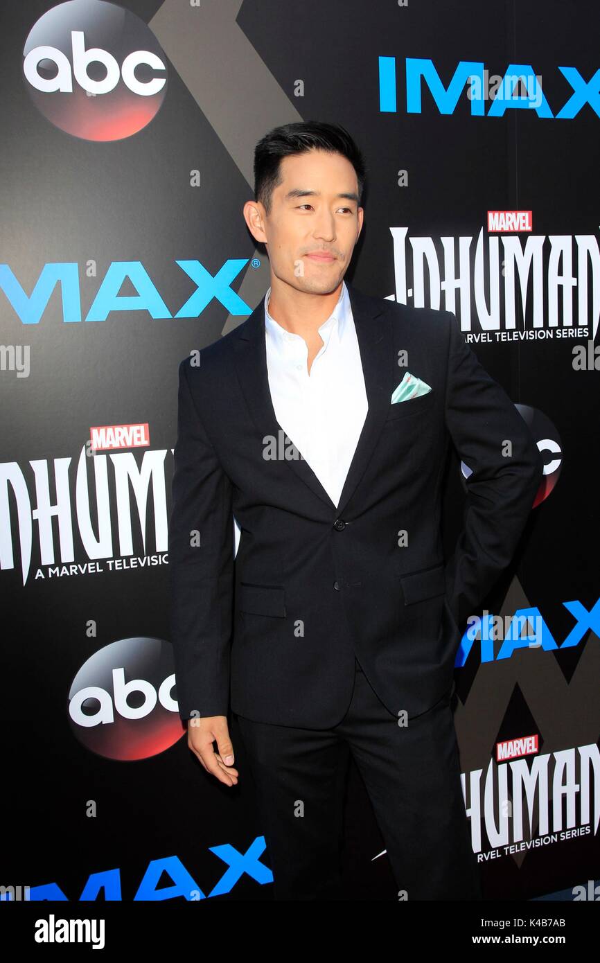 Los Angeles, CA, Stati Uniti d'America. 28 Agosto, 2017. Mike Moh presso gli arrivi per la meraviglia della serie INHUMANS Premiere, Universal CityWalk, Los Angeles, CA Agosto 28, 2017. Credito: Priscilla concedere/Everett raccolta/Alamy Live News Foto Stock