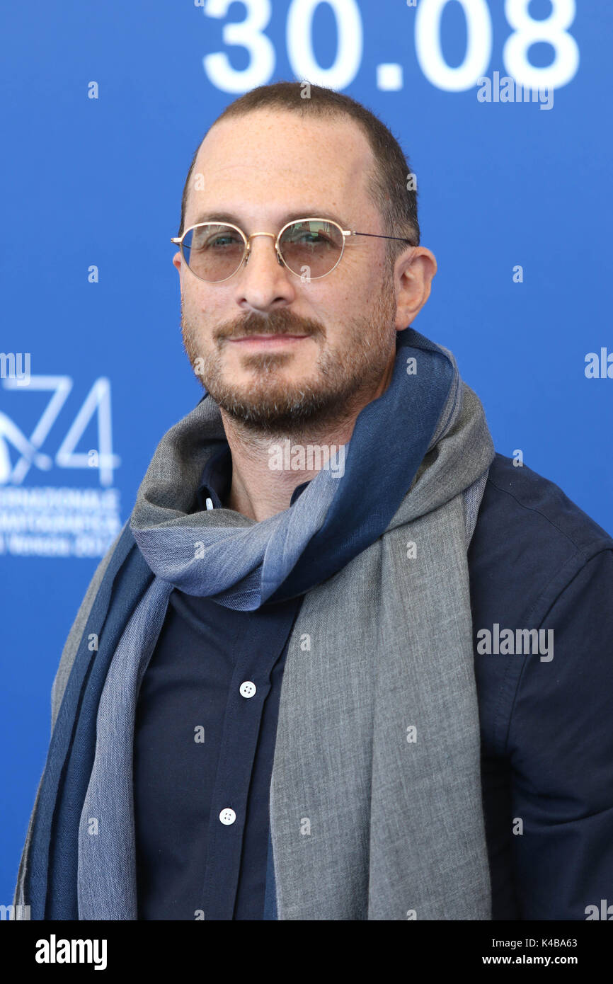 Il Lido di Venezia, Italia. 05 Sep, 2017. L'Europa, Italia, Lido di Venezia, 05 settembre, 2017 : il direttore di Darren Aronofsky al photocall del film 'Maltri !', 74a Venezia Festival Internazionale del Film di Credito Credito: Ottavia Da Re/Sintesi/Alamy Live News Foto Stock