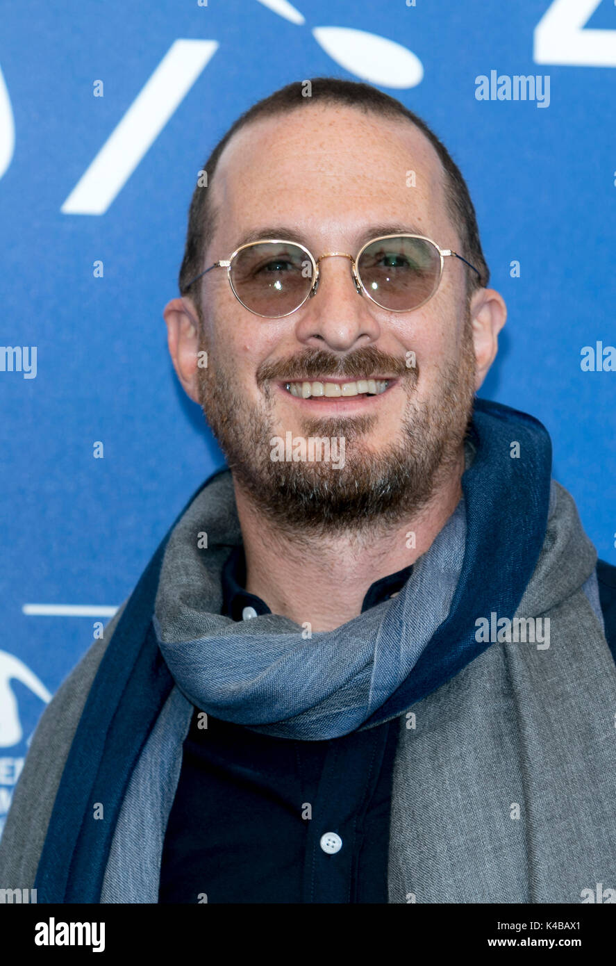 Venezia, Italia. 05 Sep, 2017. Direttore di Darren Aronofsky assiste il photocall del film 'Maltri!' durante la 74a Venezia Film Festival presso il Palazzo del Casinò di Venezia, Italia, il 05 settembre 2017. - Nessun filo SERVICE - foto: Hubert Boesl/dpa/Alamy Live News Foto Stock