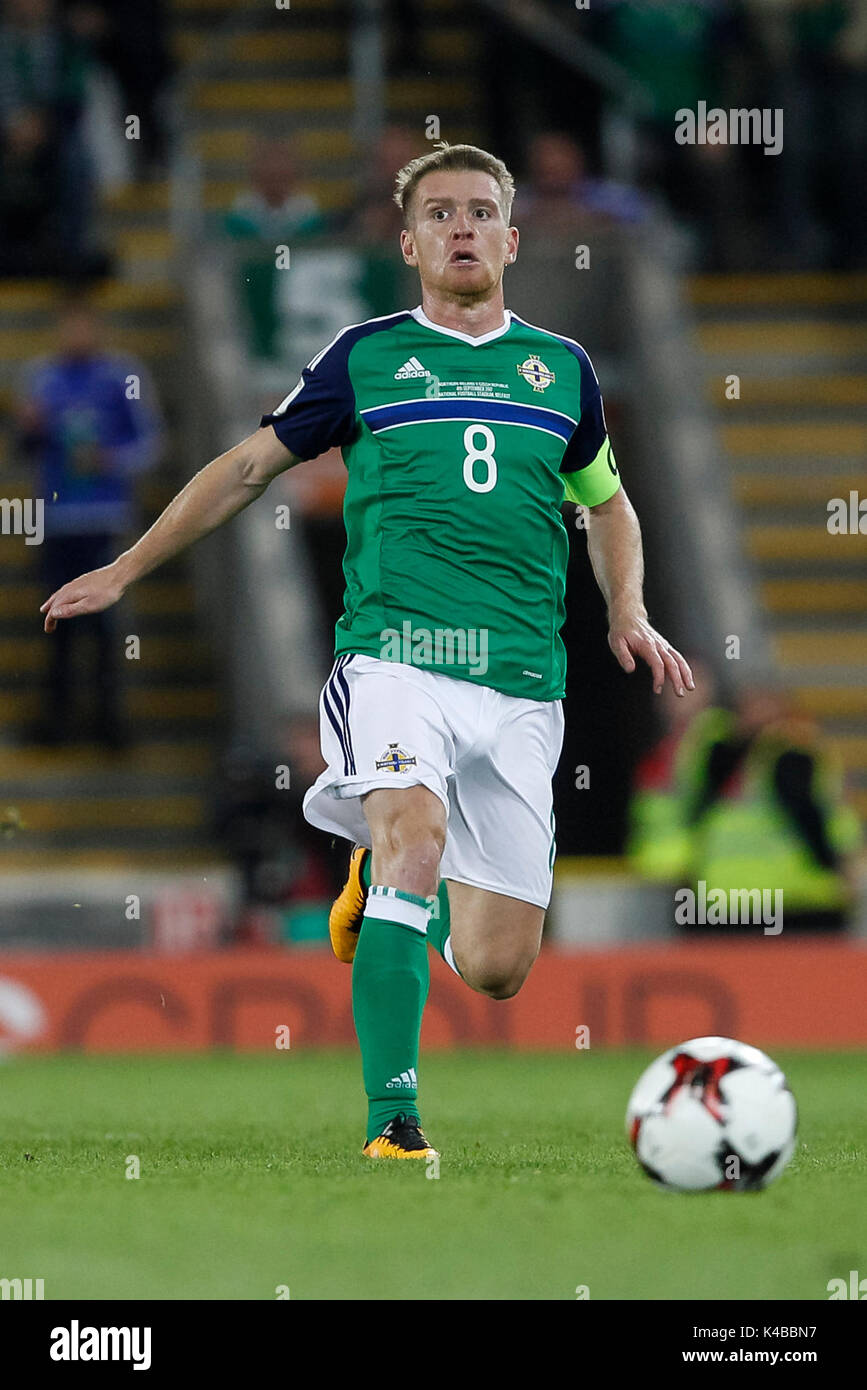 Steven Davis dell Irlanda del Nord durante la Coppa del Mondo FIFA 2018 qualifica del gruppo C match tra Irlanda del Nord e Repubblica ceca a Windsor Park il 4 settembre 2017 a Belfast, Irlanda del Nord. (Foto di Daniel Chesterton/phcimages.com) Foto Stock