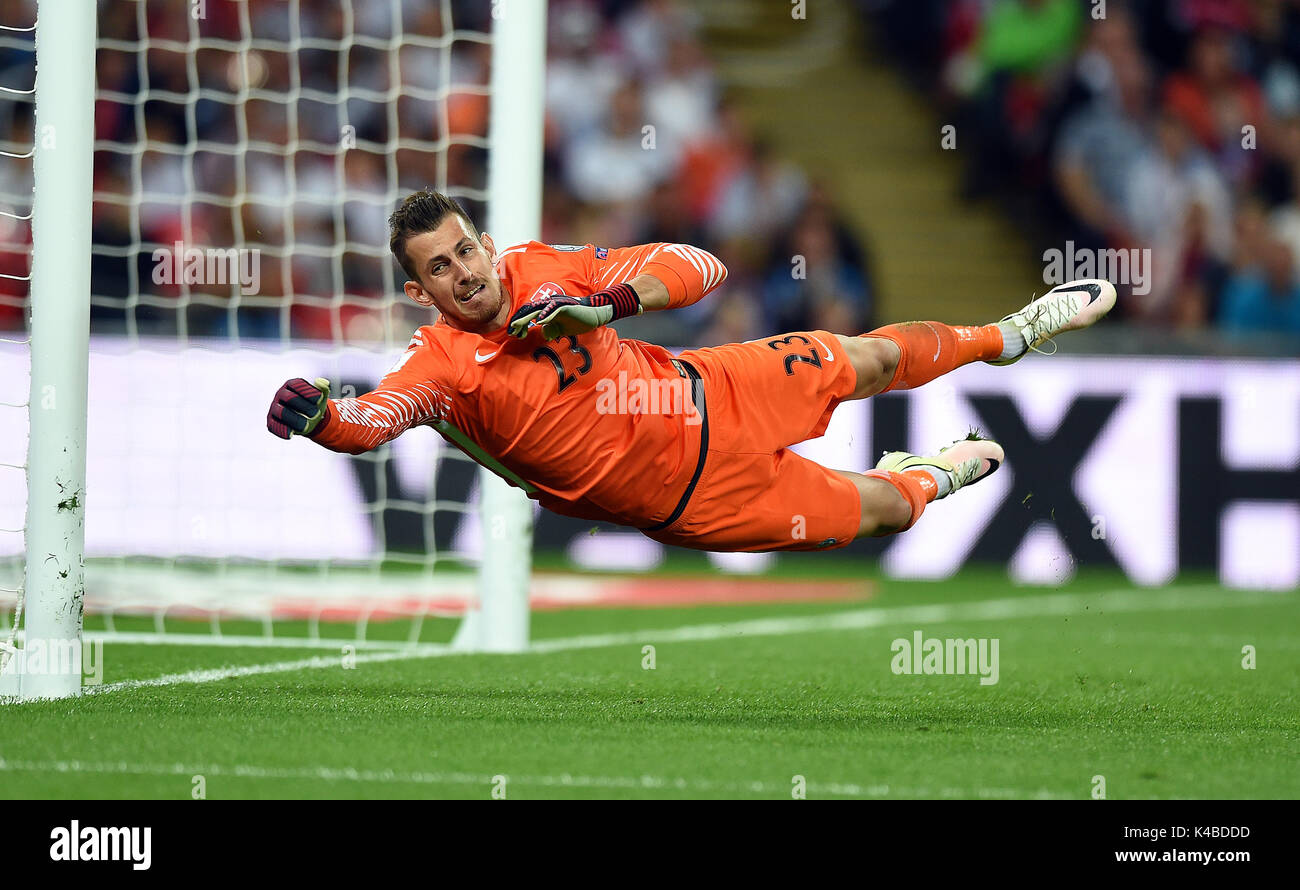 La Slovacchia GOALKEPEER MARTIN DUB INGHILTERRA V SLOVACCHIA Wembley Stadium Londra Inghilterra 04 Settembre 2017 Foto Stock
