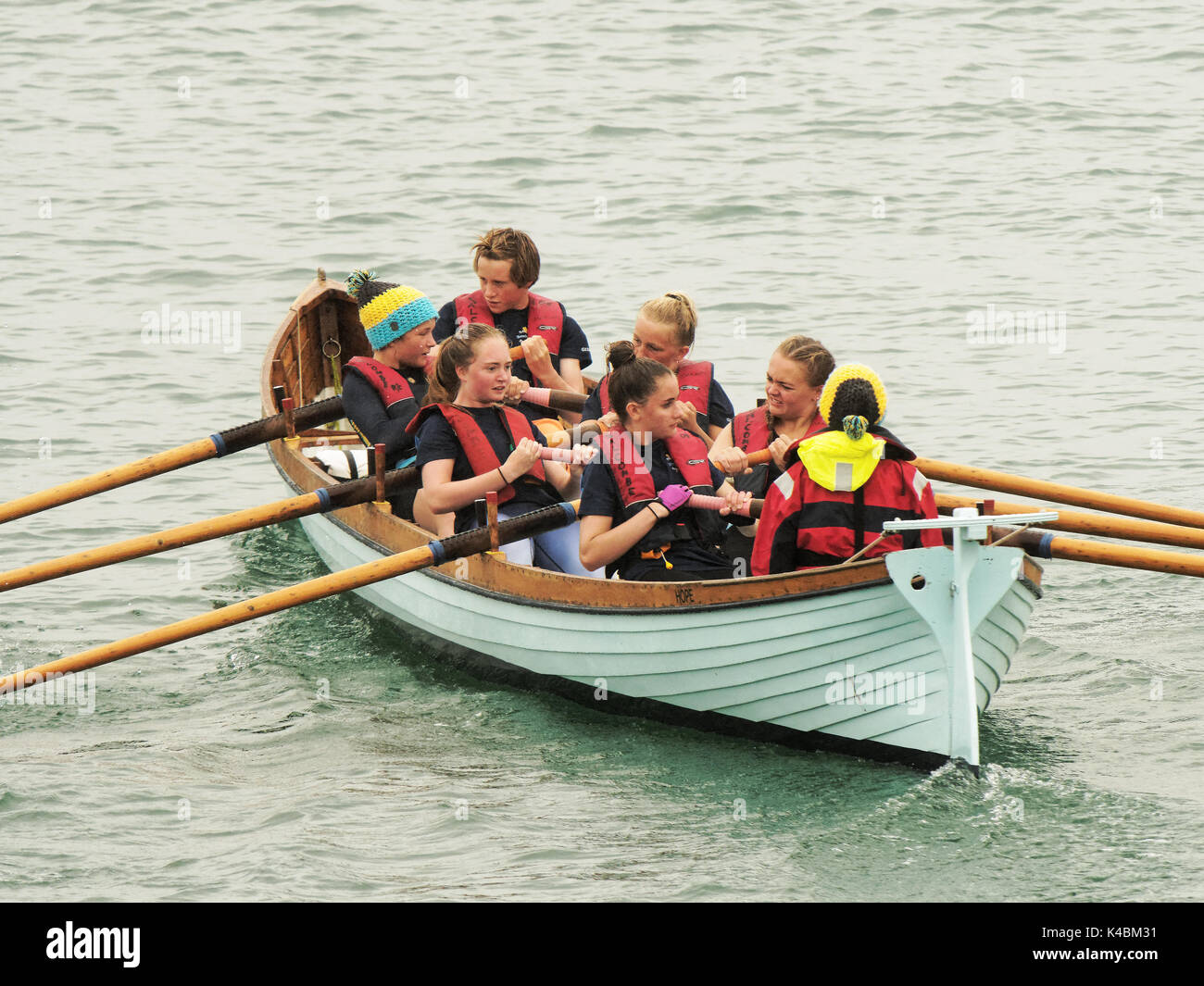 03rd, Settembre, 2017. Onorevoli campionati annuali e al di sotto dei 16 anni di età le categorie della storica della Cornovaglia tradizionale concerto pilota di barca a remi ne Foto Stock