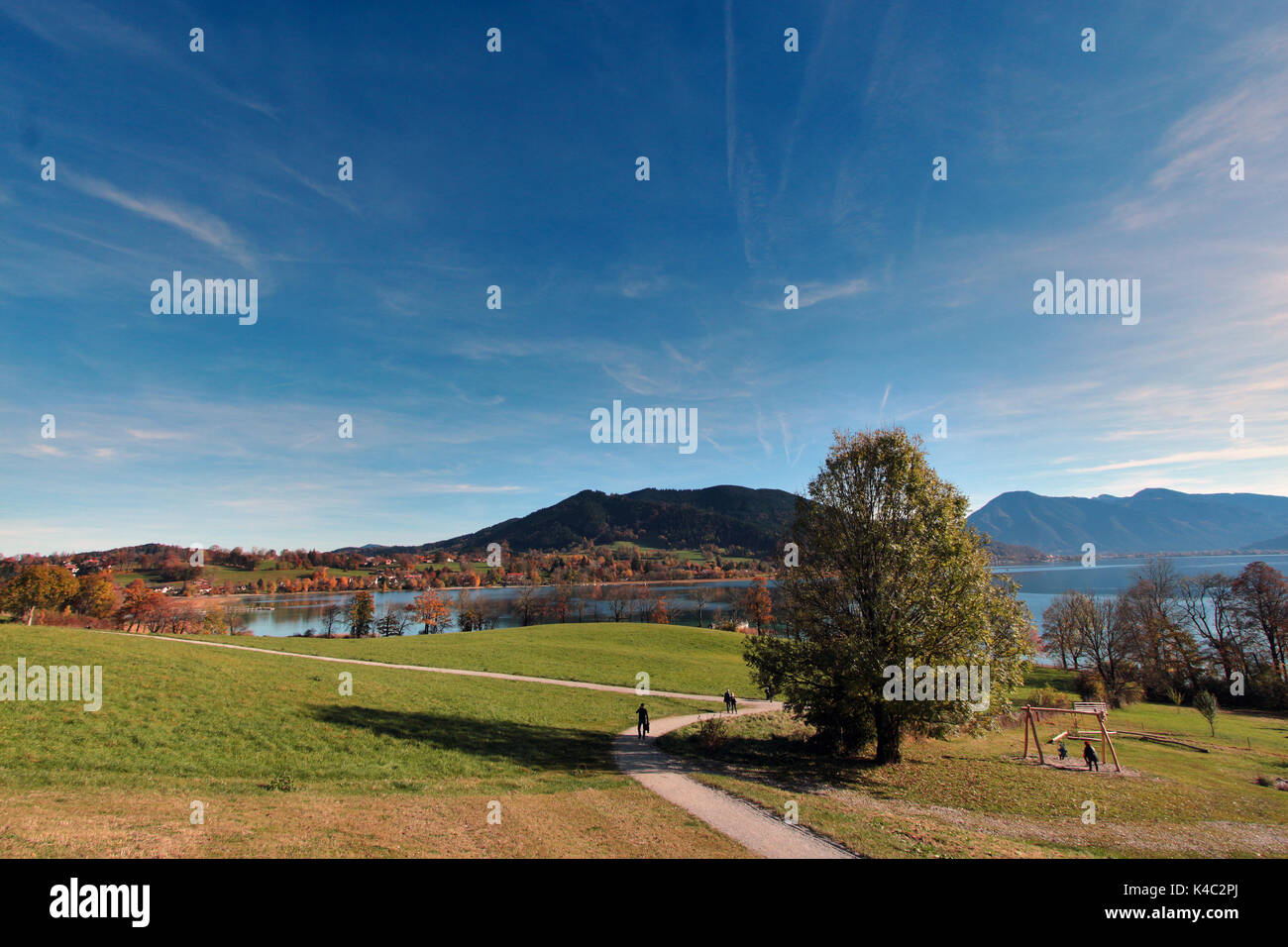Lago Tegernsee con la città Gmund Foto Stock