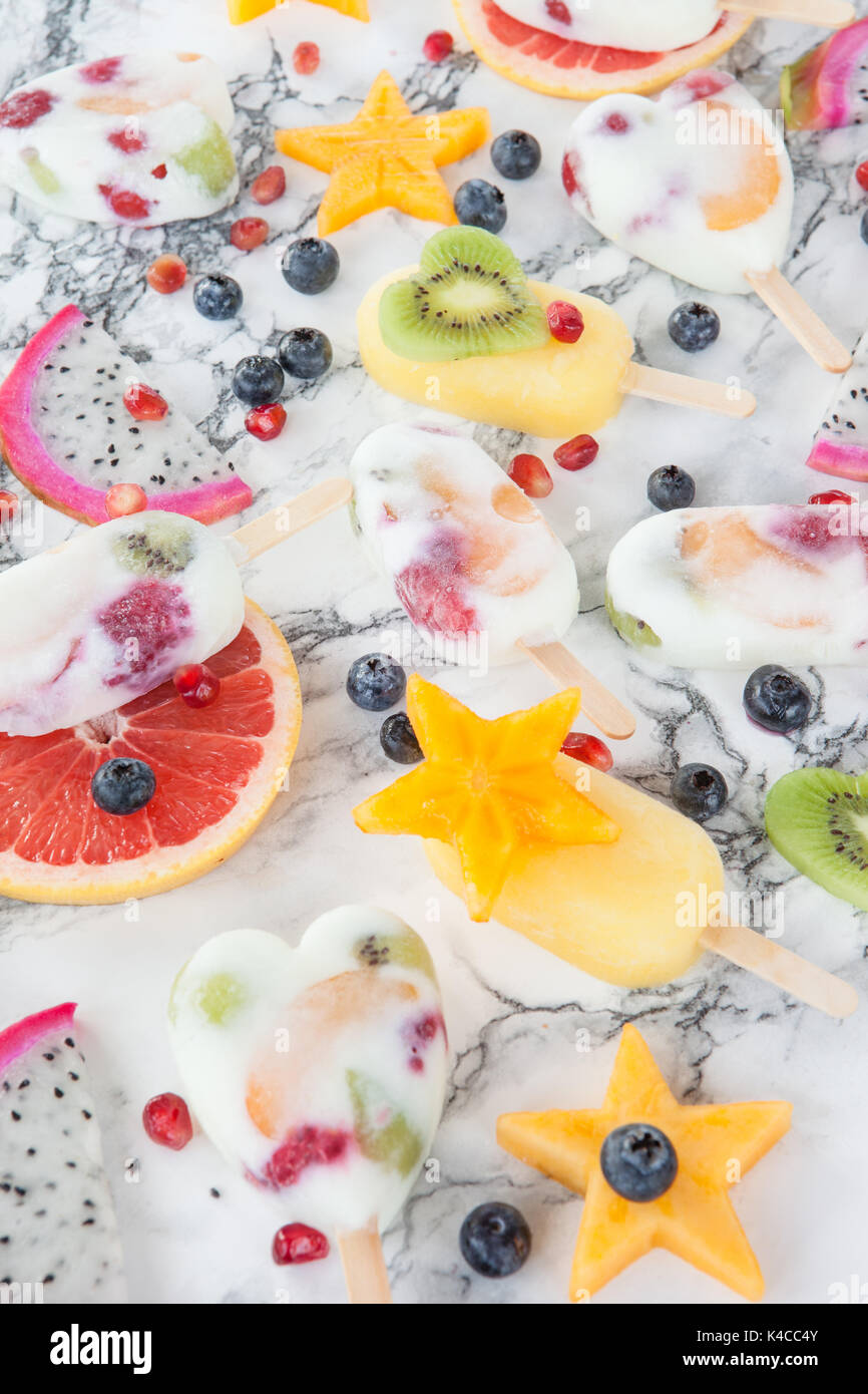 In casa Popsicles congelati Foto Stock