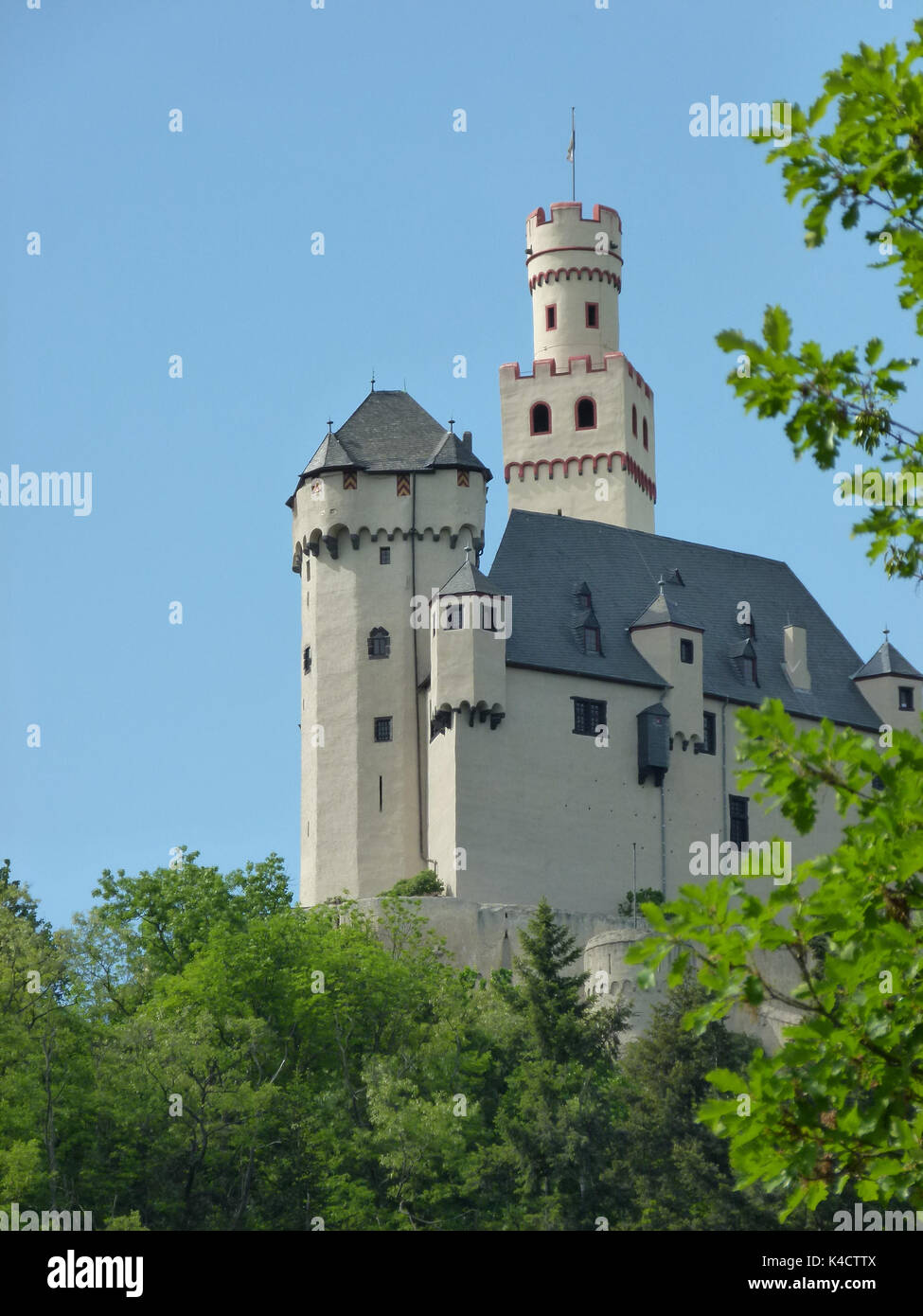 Castello di Marksburg vicino a Braubach nel Medio Reno, Renania, Palatinato, Germania Foto Stock