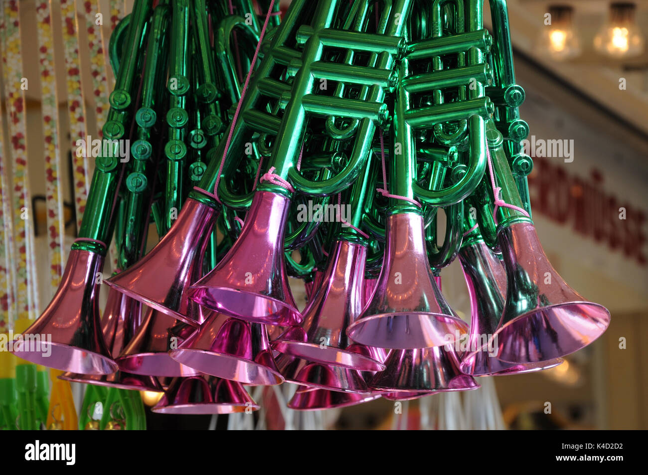 Vuvuzela Niuhong 2 Pezzi - Tromba Da Stadio Per Tifo E Festeggiamenti | Plastica Forte E Divertente - Foto 3