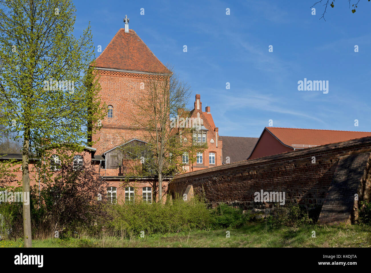 Porta di Groeper e le mura cittadine, Wittstock/Dosse, Brandeburgo, Germania Foto Stock