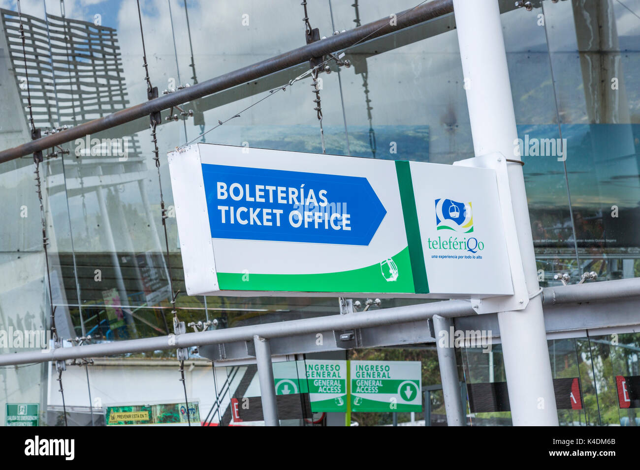 Segno di ingresso al Telerifico (funivia) biglietteria, Quito, capitale dell'Ecuador, Sud America Foto Stock