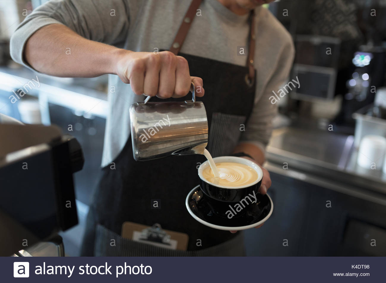 Schiuma Di Latte Immagini e Fotos Stock - Alamy