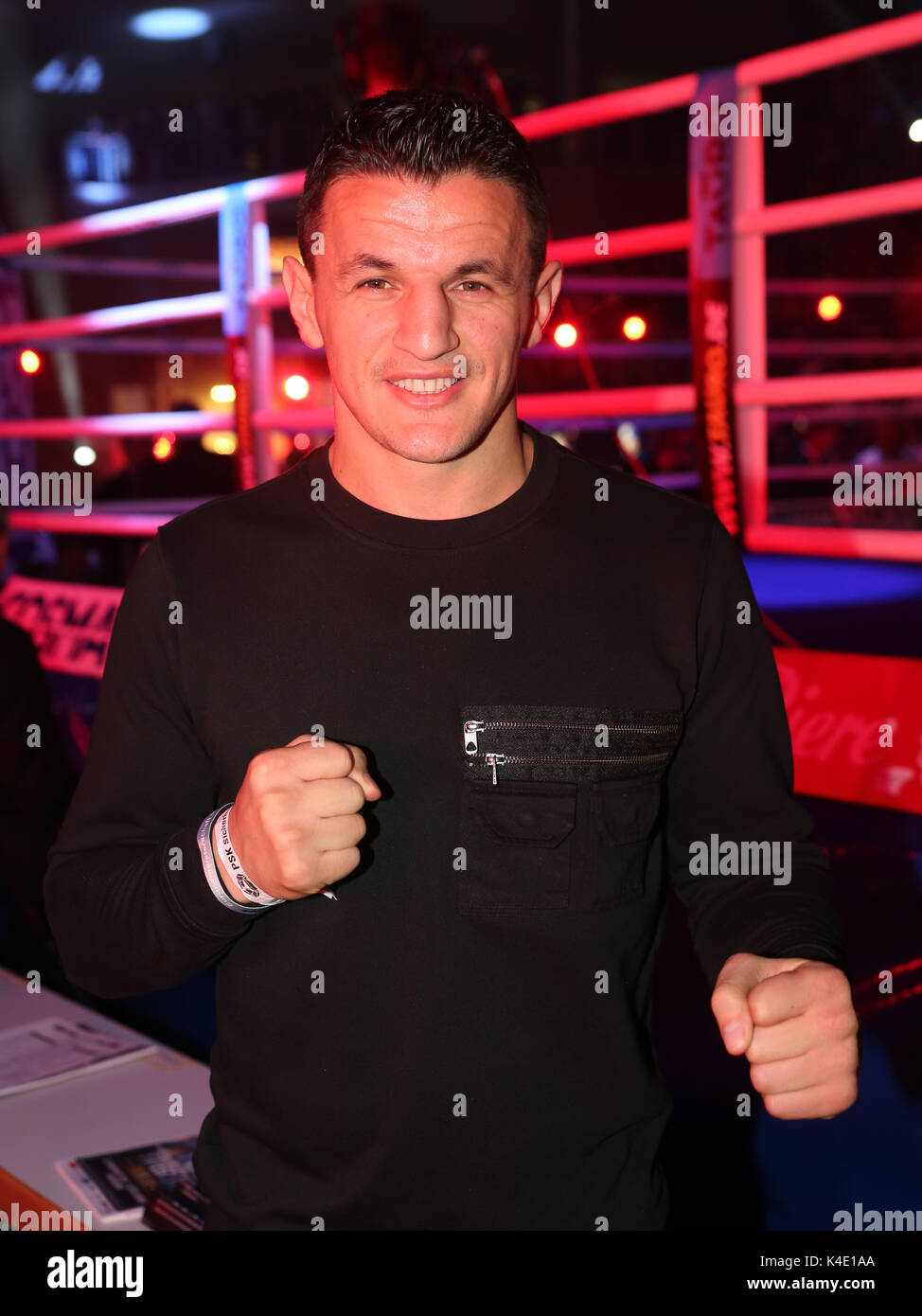 Robin Krasniqi Ses, boxe Foto Stock