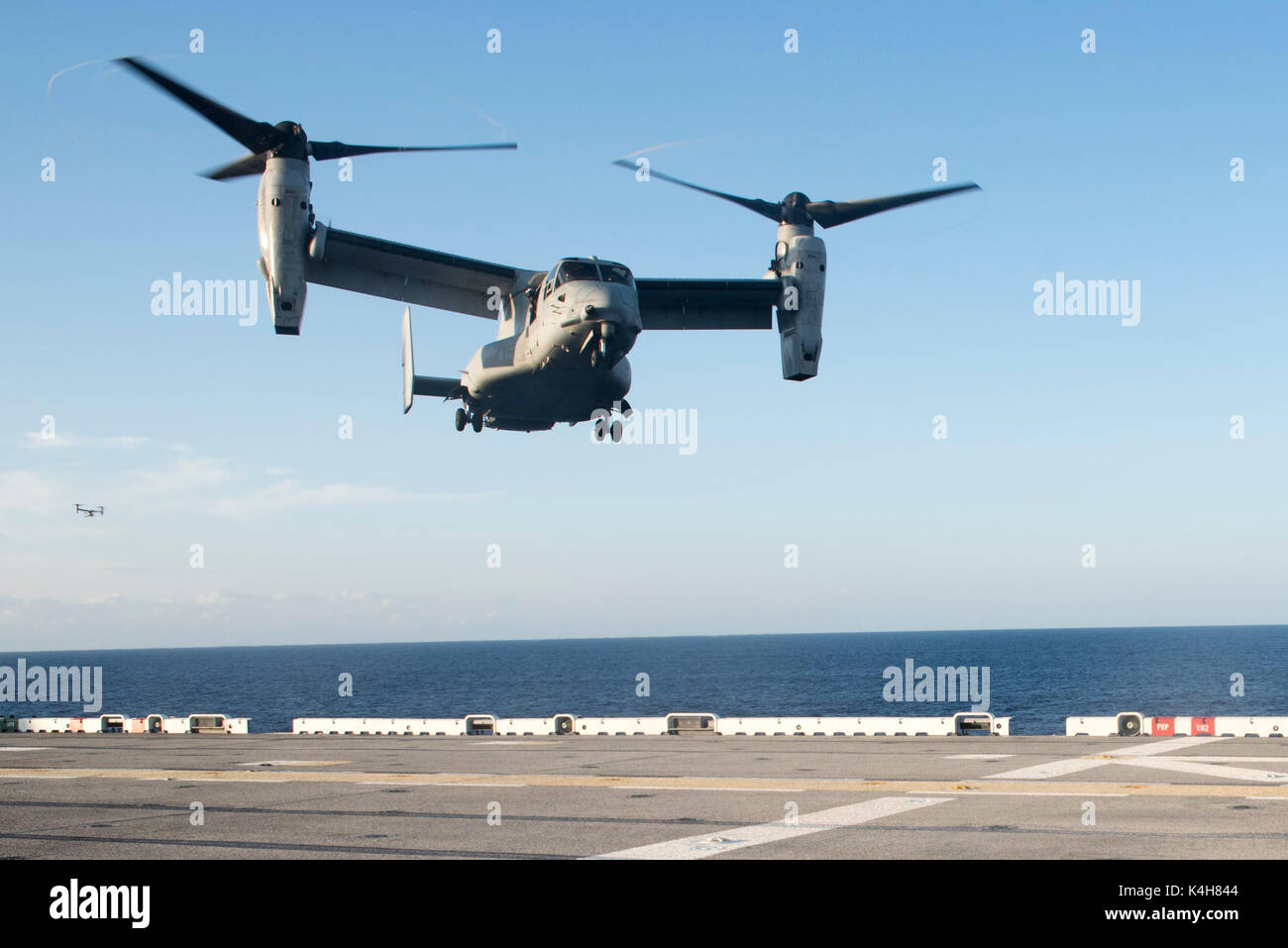 MV-22 prendendo il largo Foto Stock