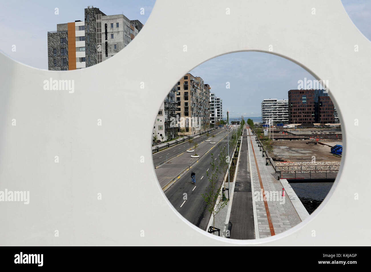 Vista sul porto di Århus dalla nuova torre di osservazione progettati dall'architetto danese ferma Dorte Mandrup Arkitekter Foto Stock