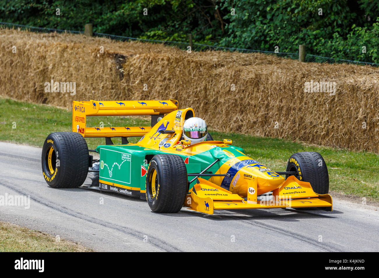 1993 Benetton-ford b193 F1 auto con conducente stephen ottavianelli al 2017 Goodwood Festival of Speed, sussex, Regno Unito. Foto Stock