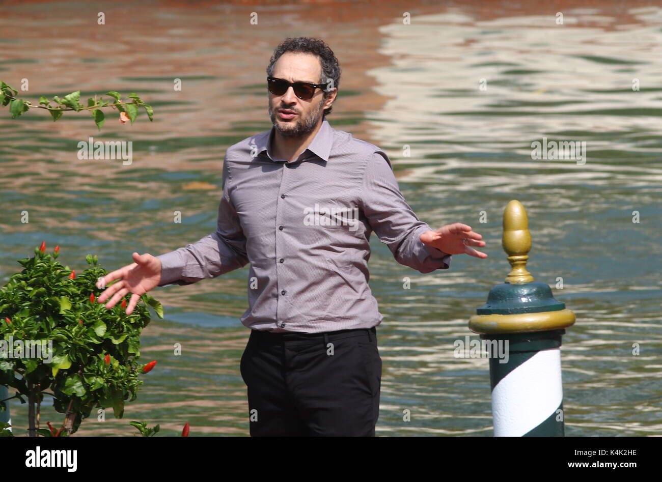 Venezia, Italia. 6 Settembre 2017. ITALIA, Venezia: Claudio Santamaria è presente al 74a Festival Internazionale del Cinema di Venezia al Lido di Venezia il 6 settembre 2017. Credit: Andrea Spinelli/Alamy Live News Foto Stock