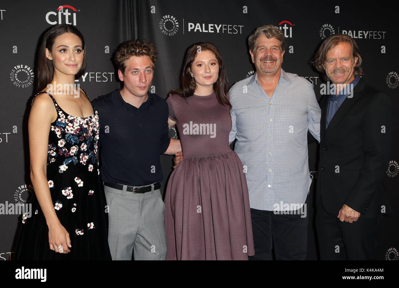 Beverly Hills, Ca. 6 Sep, 2017. Emmy Rossum, Jeremy Allen White, Emma Kenney, John Wells, William H. Macy, a screening SHAMELESS & pannello durante il 11TH Annuale PALEYFEST CADUTA TV anteprime presso il Paley Centre for Media In California il 6 settembre 2017. Credito: Faye S/media/punzone Alamy Live News Foto Stock