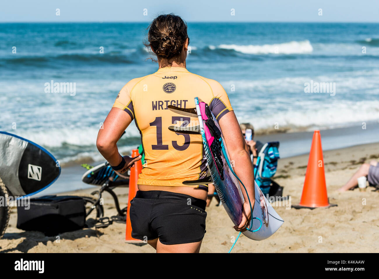 San Clemente, STATI UNITI D'AMERICA. 06 Sep, 2017. Primo Round del surf al 2017 Swatch donna Pro in basso a tralicci, San Onofre State Beach, San Clamente, CA il 06 settembre 2017. Surfer: Tyler Wright (AUS). Credito: Benjamin Ginsberg/Alamy Live News Foto Stock