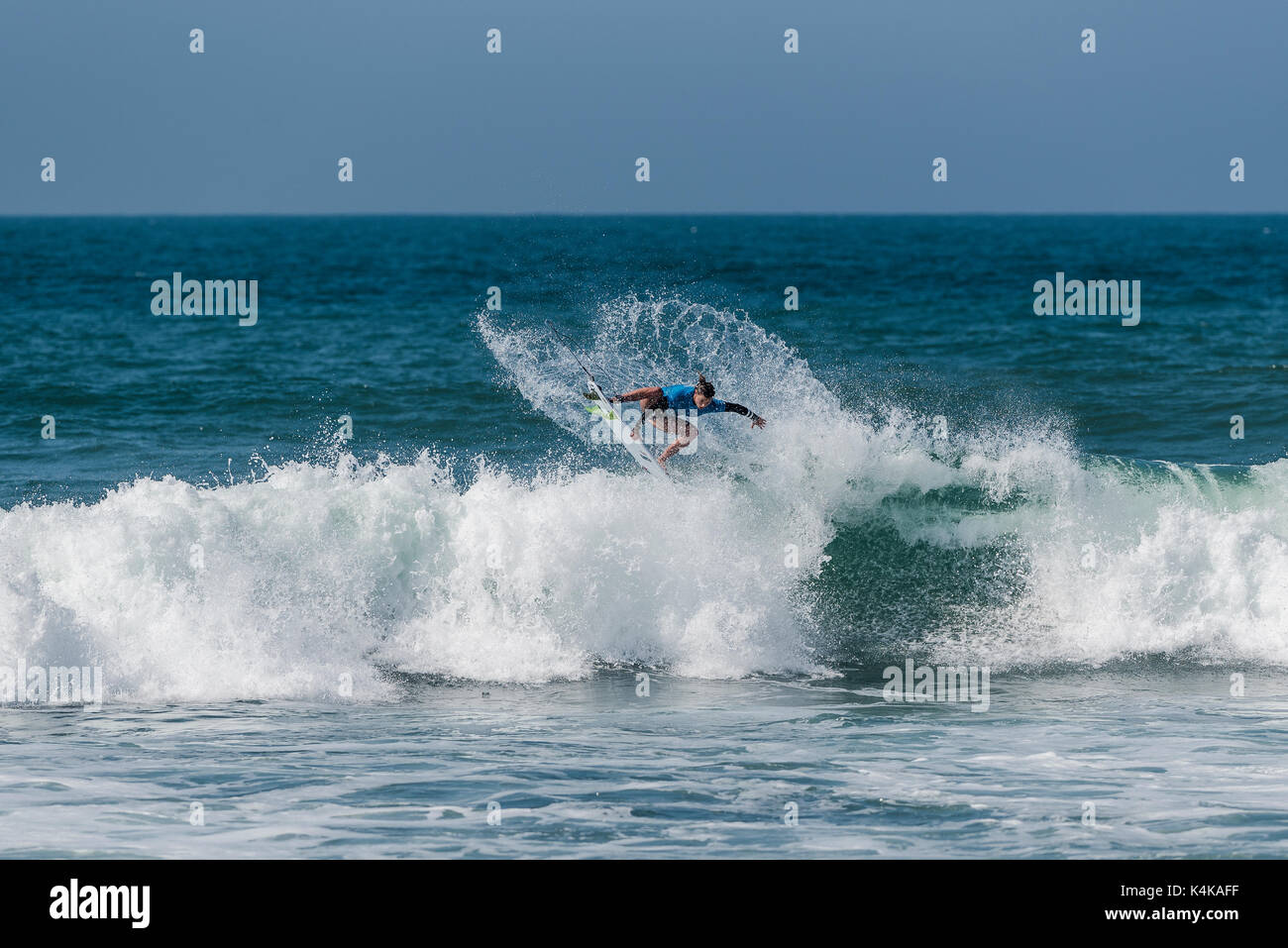 San Clemente, STATI UNITI D'AMERICA. 06 Sep, 2017. Primo Round del surf al 2017 Swatch donna Pro in basso a tralicci, San Onofre State Beach, San Clamente, CA il 06 settembre 2017. Surfer: Lakey Peterson (USA). Credito: Benjamin Ginsberg/Alamy Live News Foto Stock