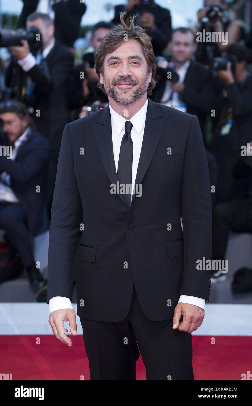 Venezia, Italien. 05 Sep, 2017. Javier Bardem frequentando il 'Maltri!' premiere al 74a Venice International Film Festival presso il Palazzo del Cinema il 05 settembre 2017 a Venezia, Italia | Verwendung weltweit/picture alliance Credit: dpa/Alamy Live News Foto Stock