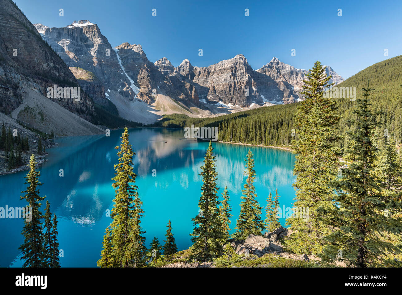 Il Moraine Lake, Valle dei Dieci Picchi, Canadian Rocky Mountains, il Parco Nazionale di Banff, Alberta, Canada Foto Stock