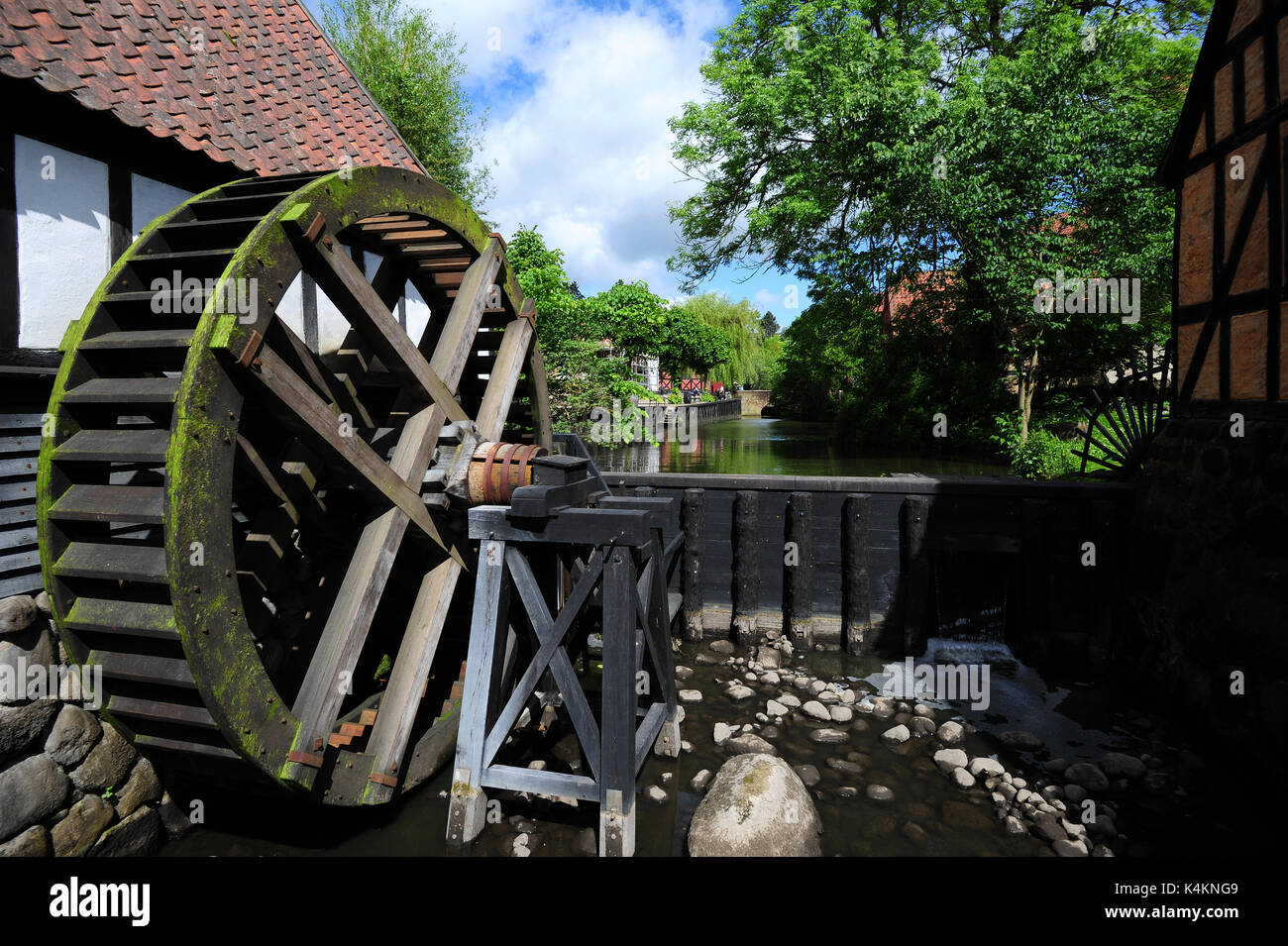 Un viaggio indietro nel tempo al Den Gamle By (Città Vecchia), un open-air folk museum ad Aarhus in Danimarca. Foto Stock