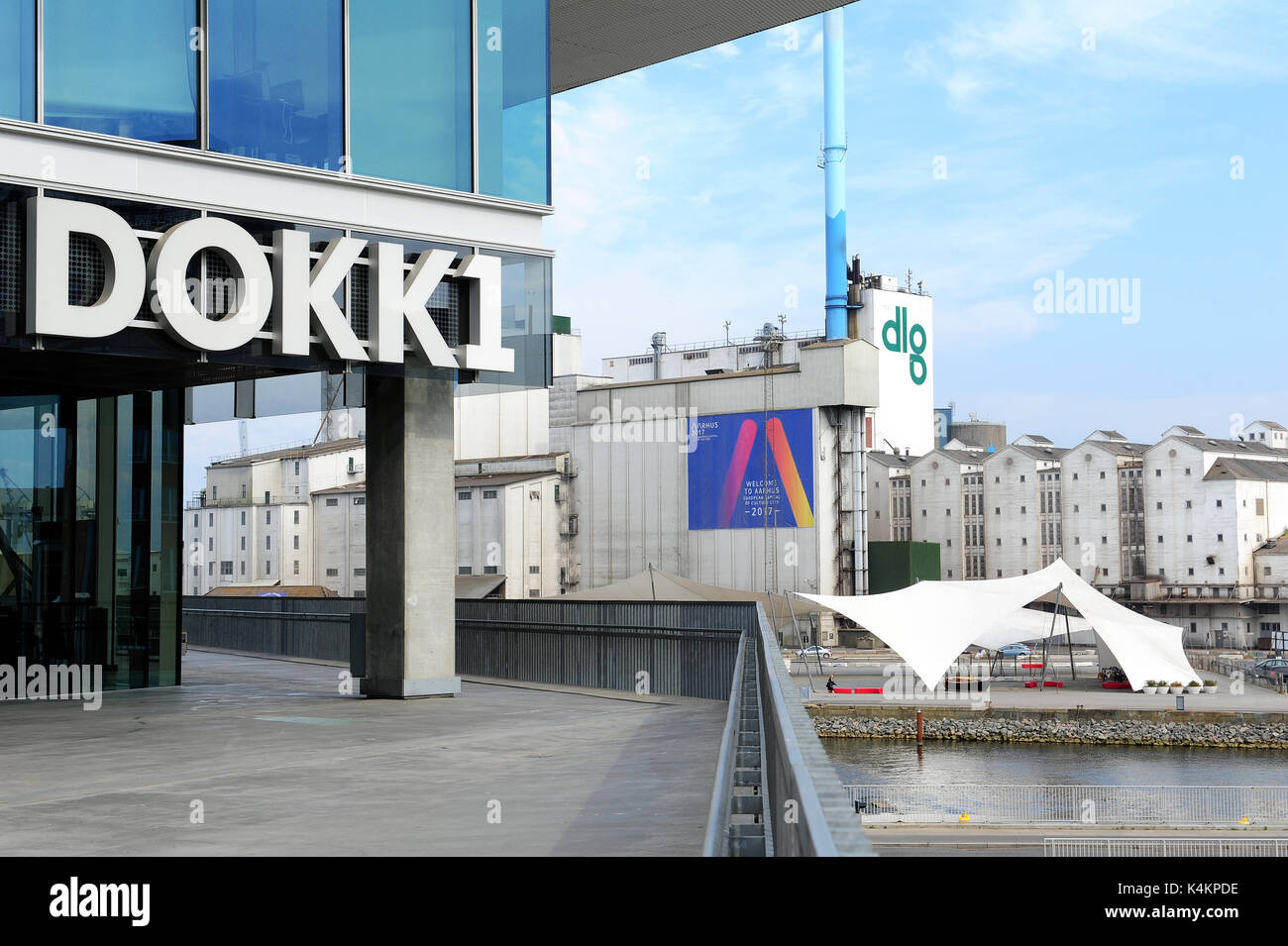 L'ingresso alla Dokk1, una nuova cultura e casa multimediale ad Aarhus in Danimarca. Foto Stock