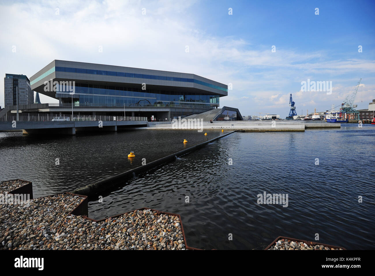 Dokk1, una nuova cultura e casa multimediale sul lungomare ad Aarhus in Danimarca. Foto Stock