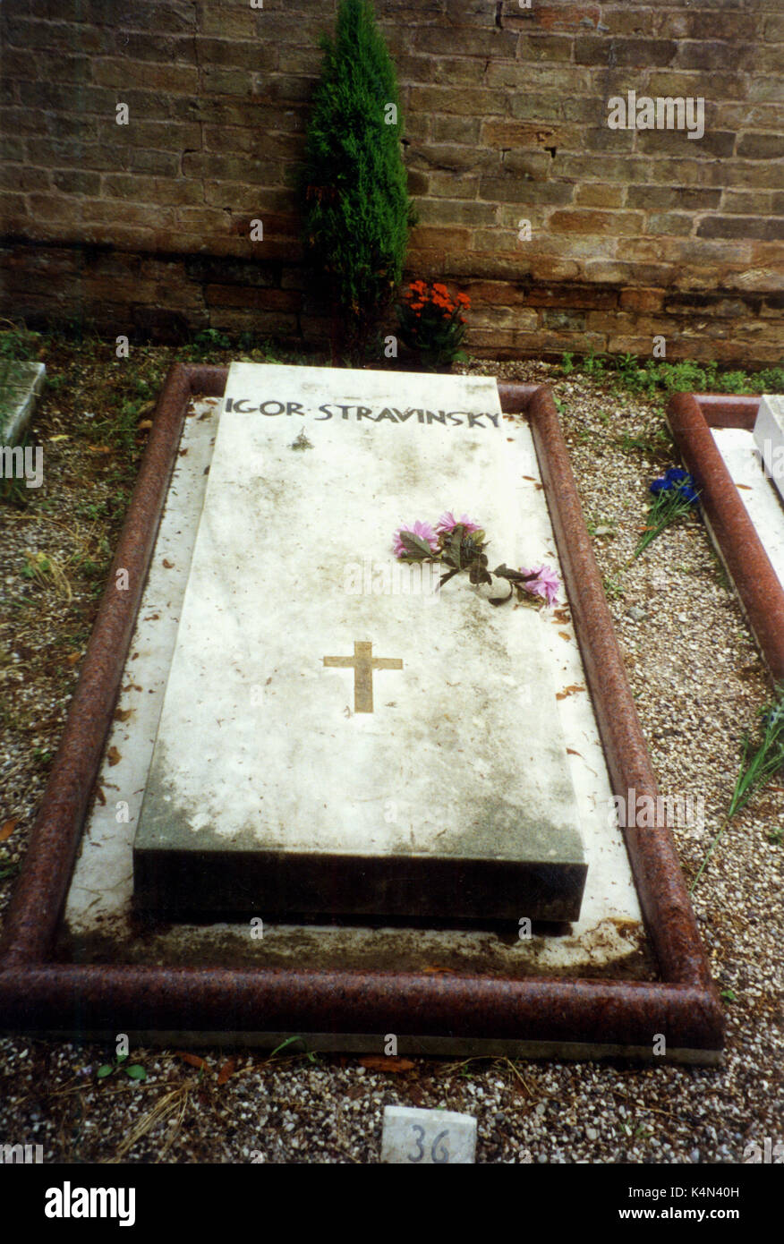 STRAVINSKY, Igor - tomba nel cimitero di Venezia il compositore russo, 1882-1971 Foto Stock