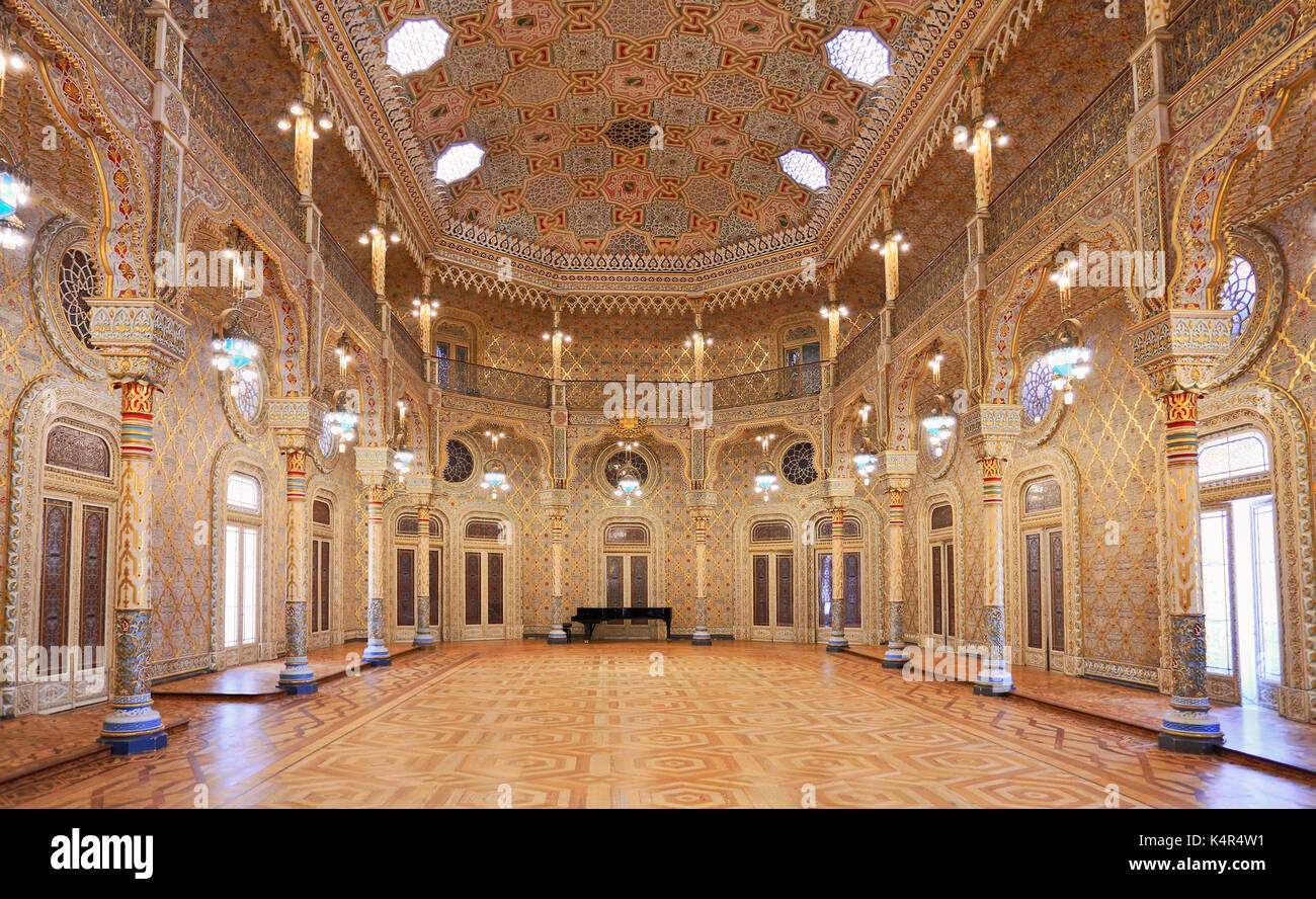 La borsa palace (Palacio da Bolsa) nella sala araba. Il palazzo è stato costruito nel XIX secolo da città commerciale dell'associazione. Foto Stock