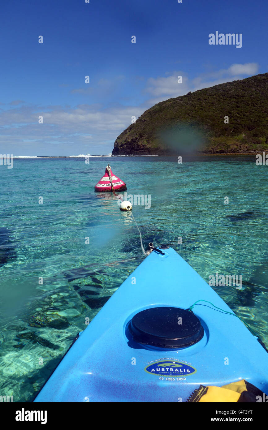Kayak sul posto barca a Baia del Nord, Isola di Lord Howe, NSW, Australia. N. PR Foto Stock