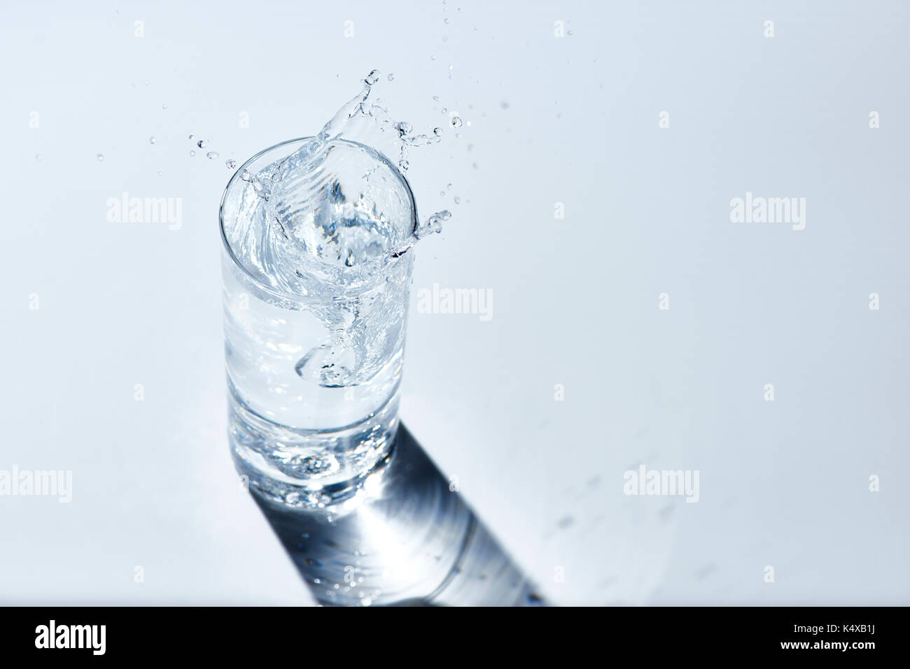 Bicchiere d'acqua Foto Stock