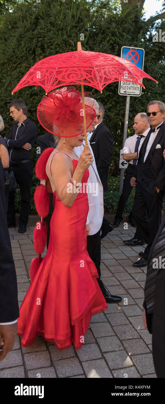 I partecipanti alla moda a Bayreuth Opera Festival 2017, Baviera, Germania Foto Stock