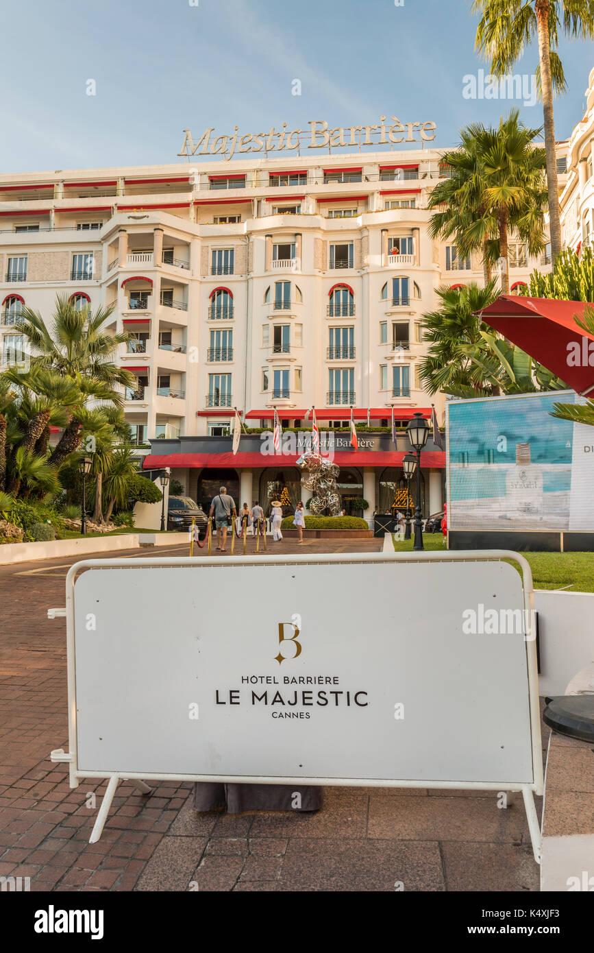 Il lussuoso le majestic hotel (Barrière a Cannes, cote d'Azur, in Francia Foto Stock