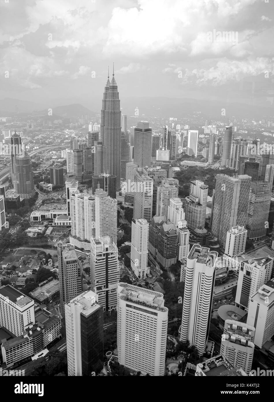Kuala Lumpur, Malesia - 18 maggio 2013; Kuala Lumpur e le sue aree urbane circostanti costituiscono la più economicamente crescente regione in Malaysia. Il suo moderno Foto Stock