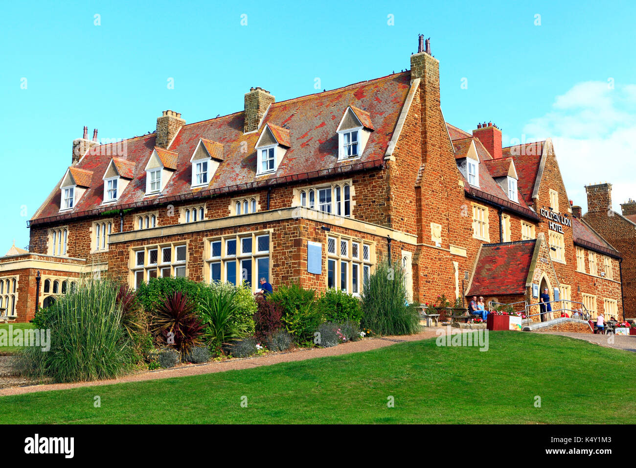 Il Golden Lion Hotel, Hunstanton, Norfolk, Inghilterra, Regno Unito, Inglese alberghi sul mare Foto Stock