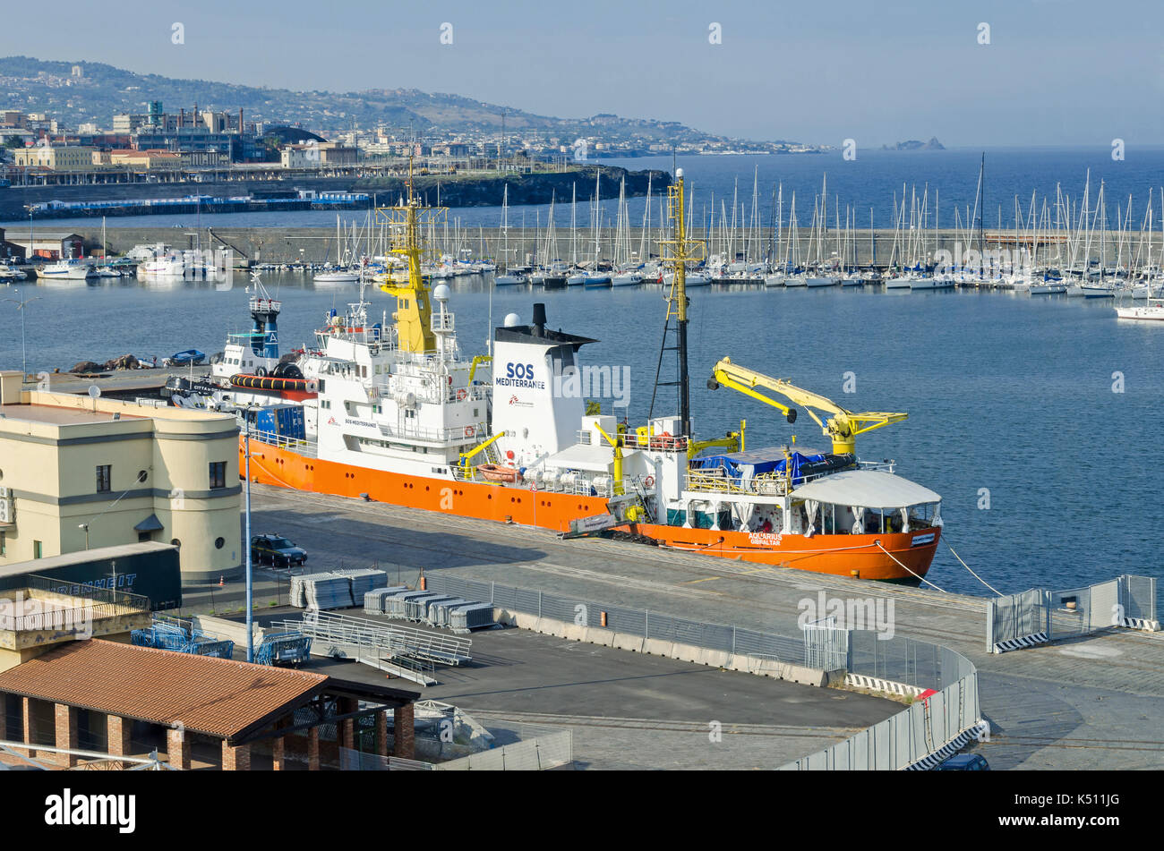 Ingegneri senza frontiere immagini e fotografie stock ad alta risoluzione -  Alamy